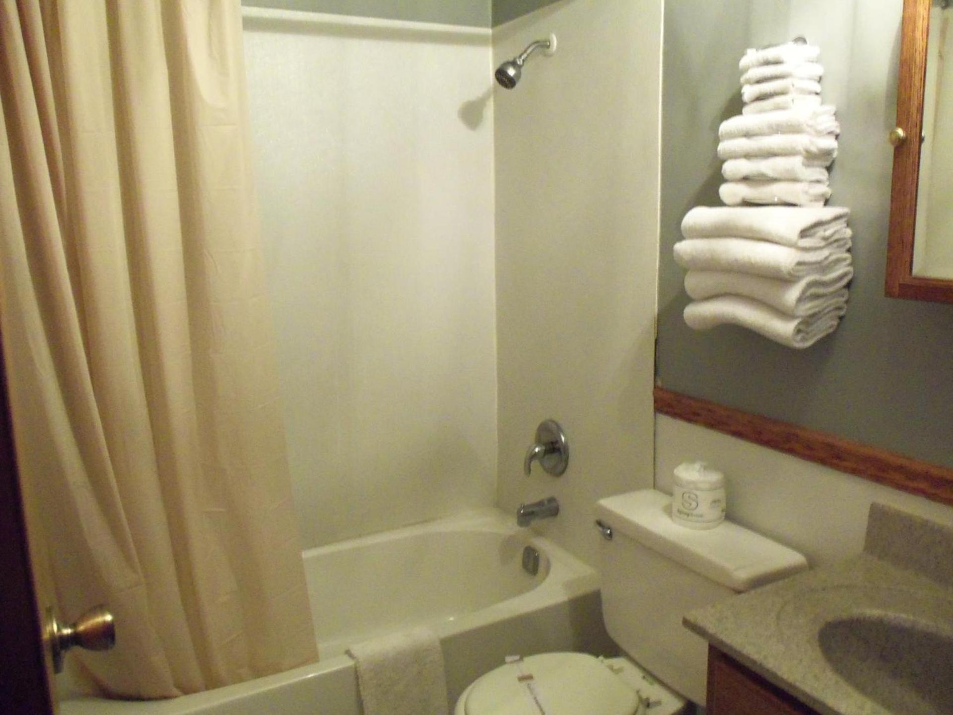 Plantation Motel photo 97
