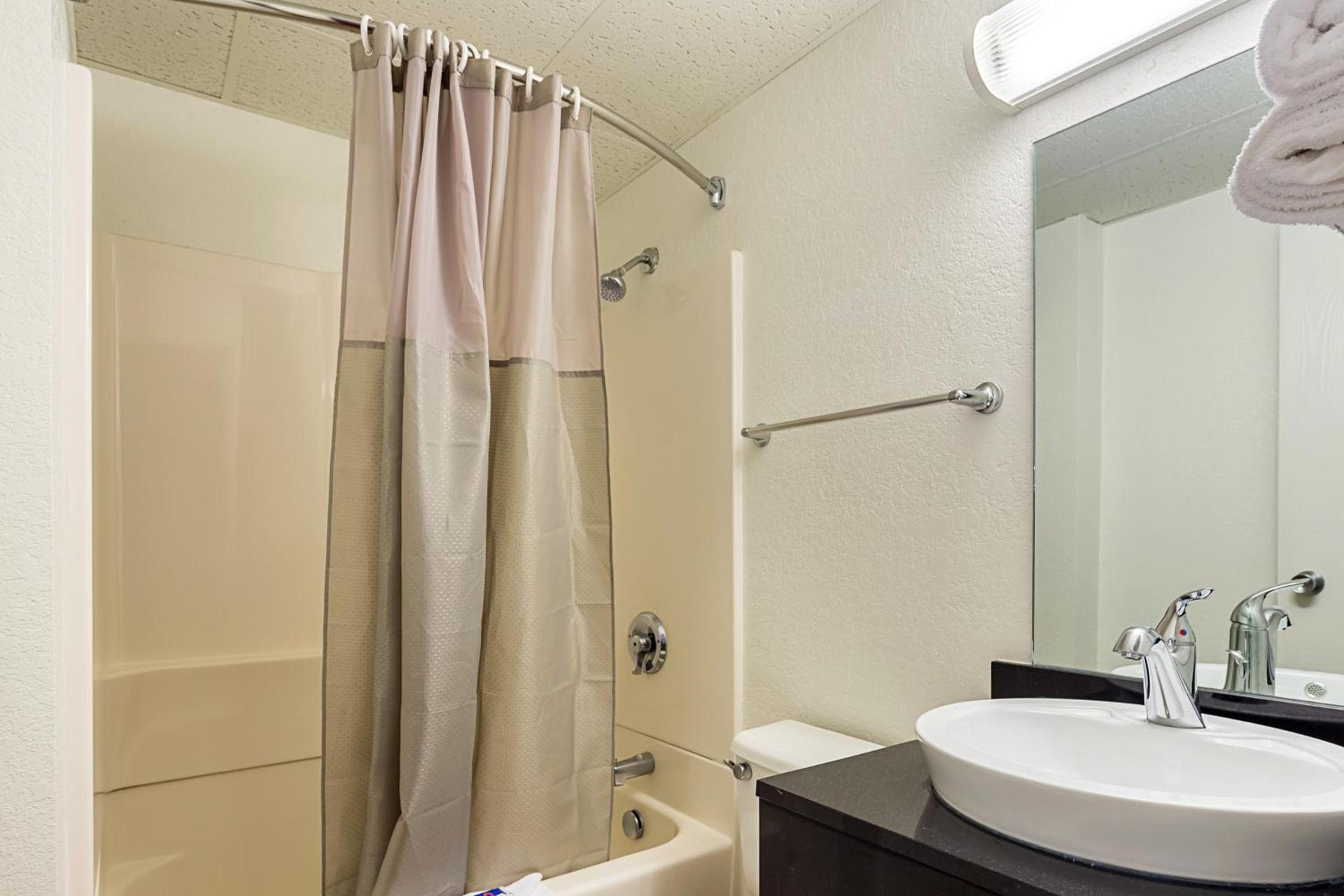 Motel 6-Spokane, WA - East photo 22