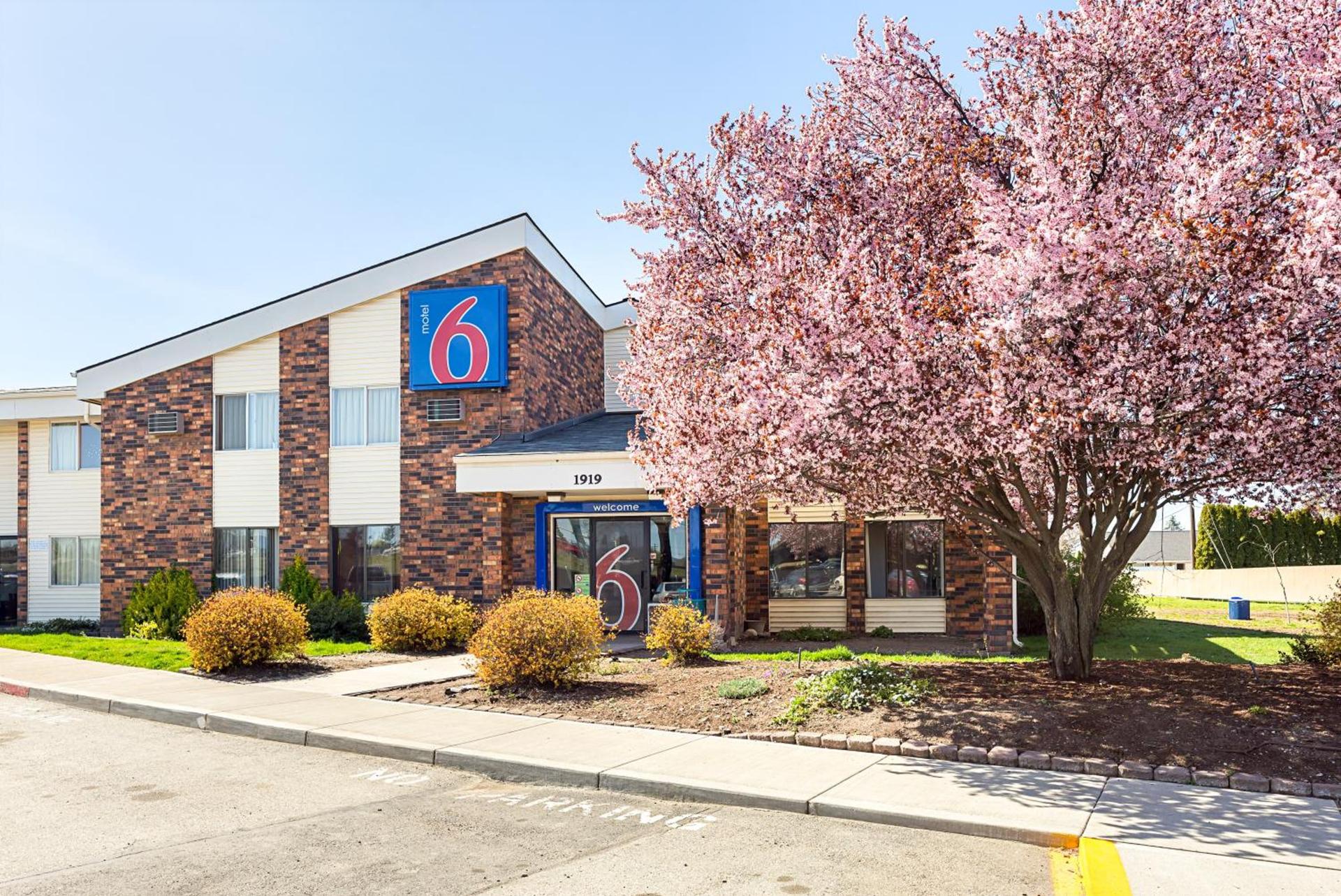 Motel 6-Spokane, WA - East photo 8