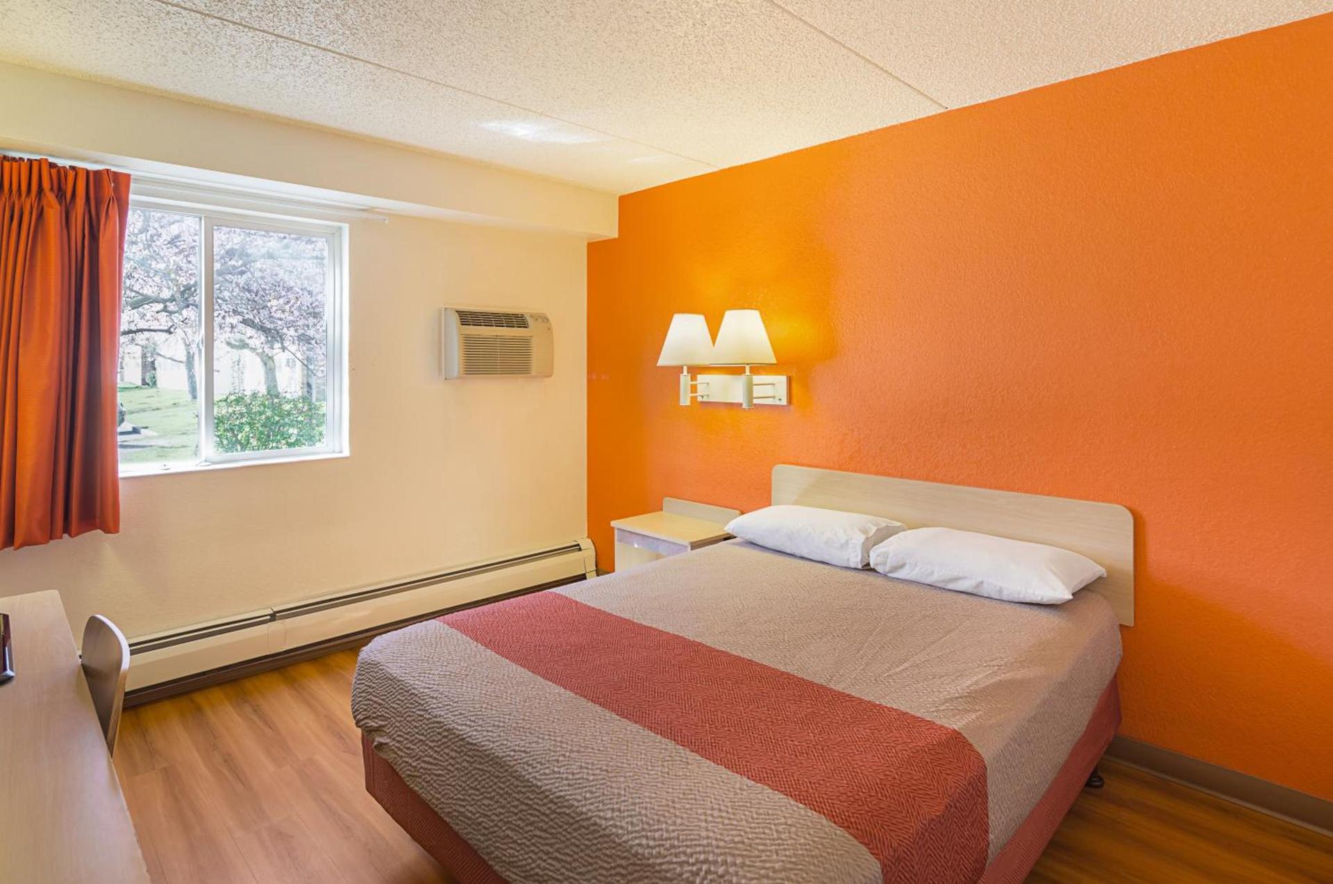 Motel 6-Spokane, WA - East photo 17