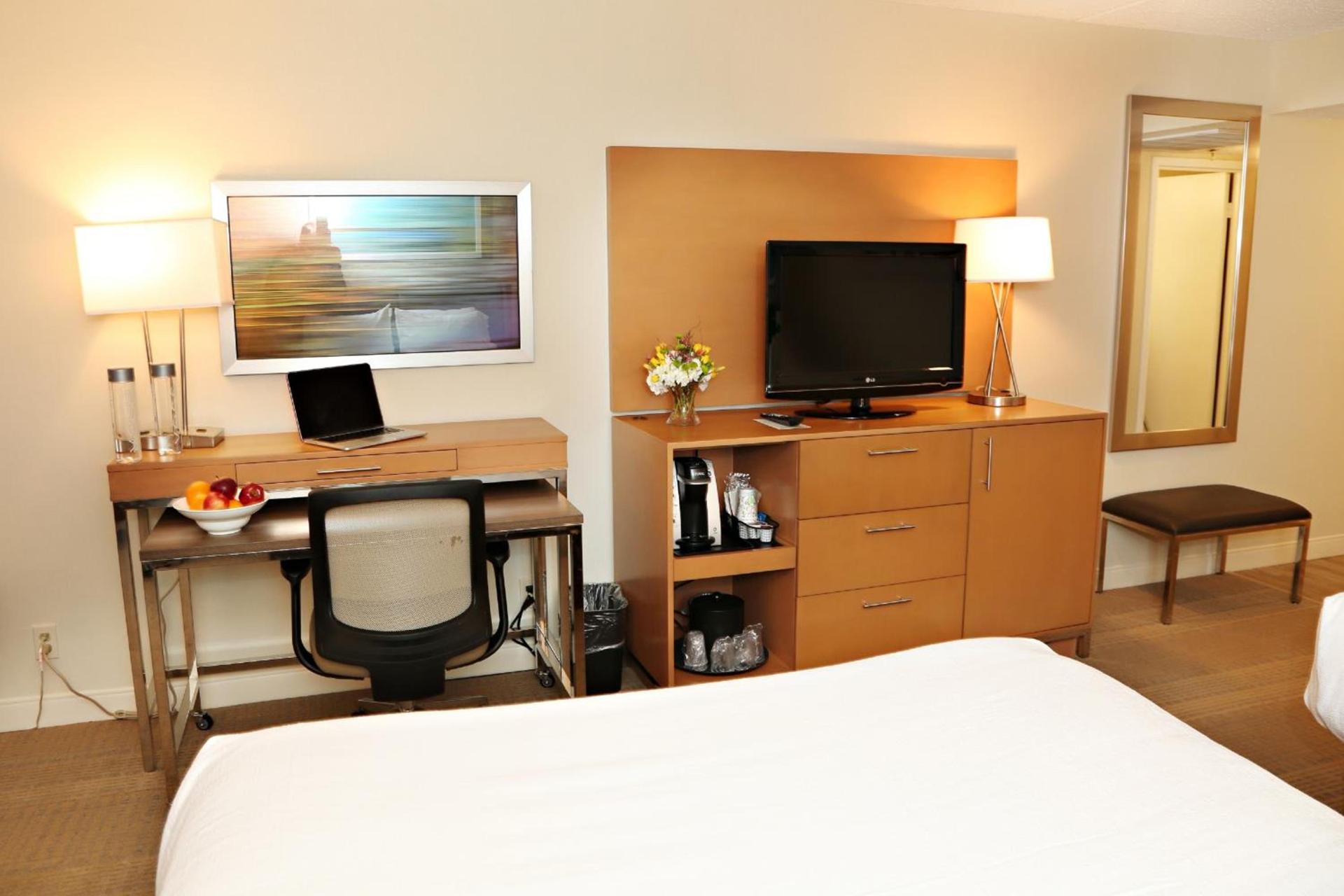 enVision Hotel & Conference Center Mansfield-Foxboro photo 60