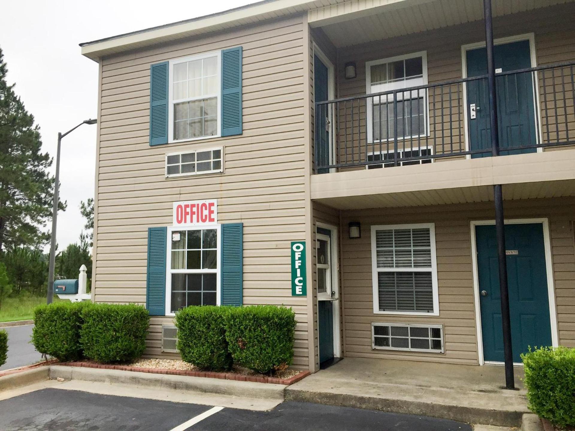 Studio 6-Statesboro, GA photo 32