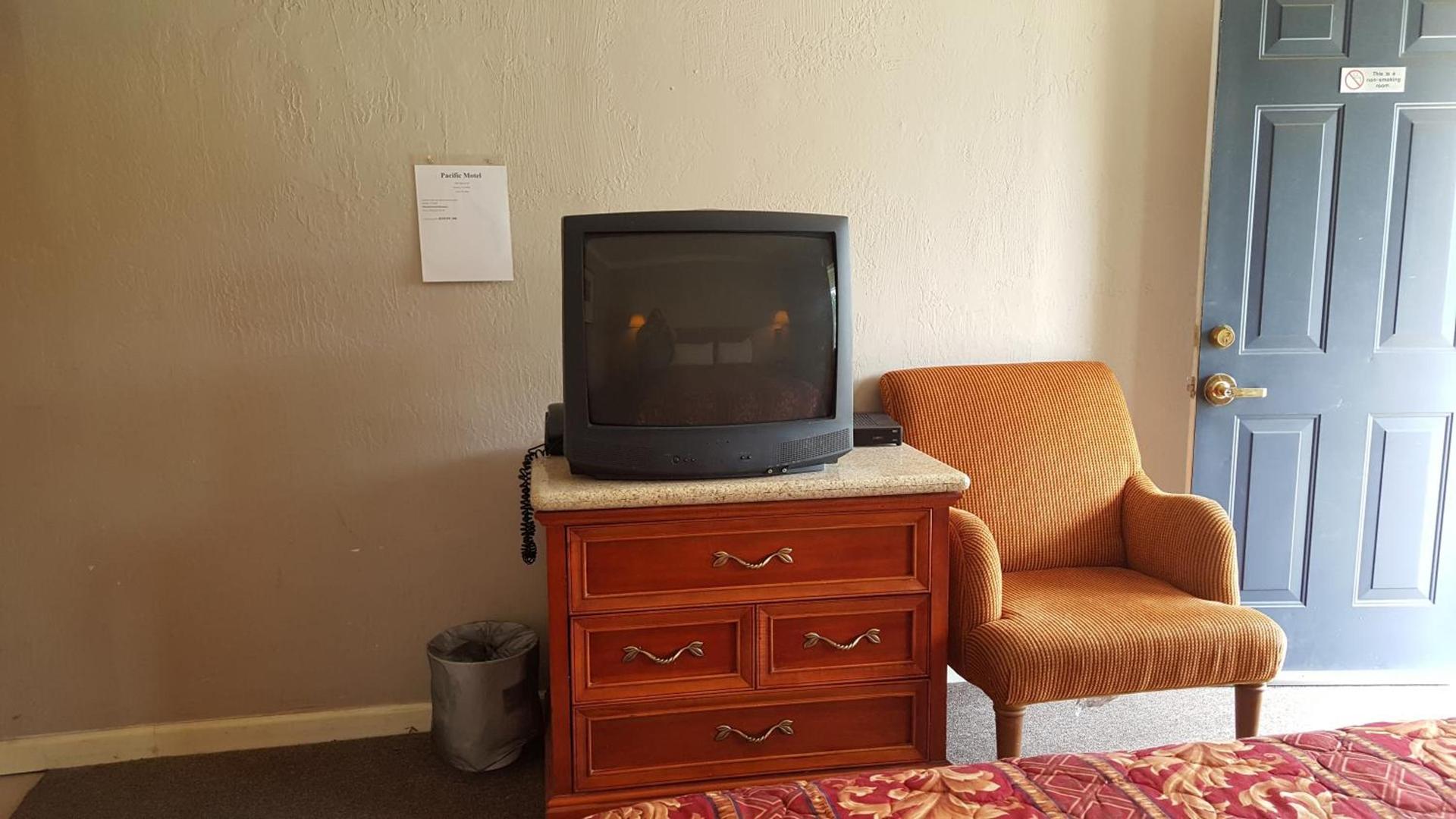 Pacific Motel photo 56