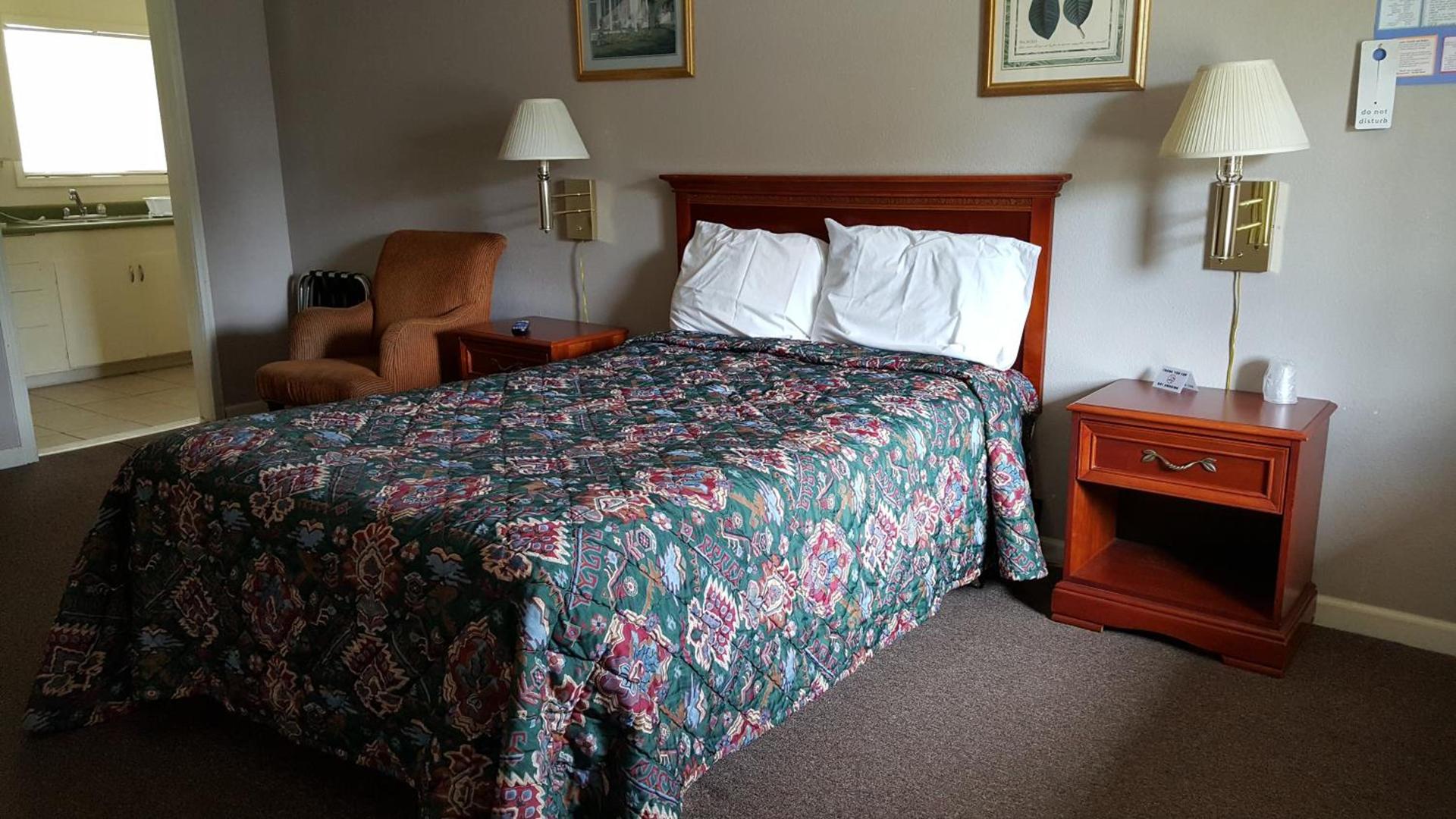 Pacific Motel photo 48