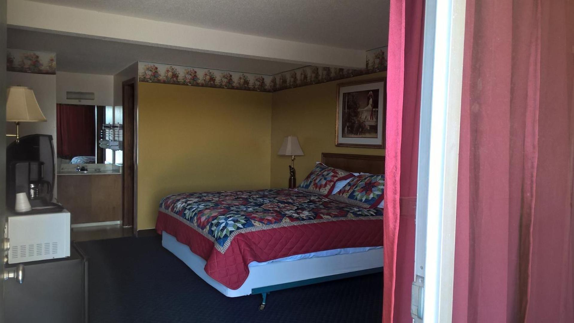 Dogwood Motel photo 26