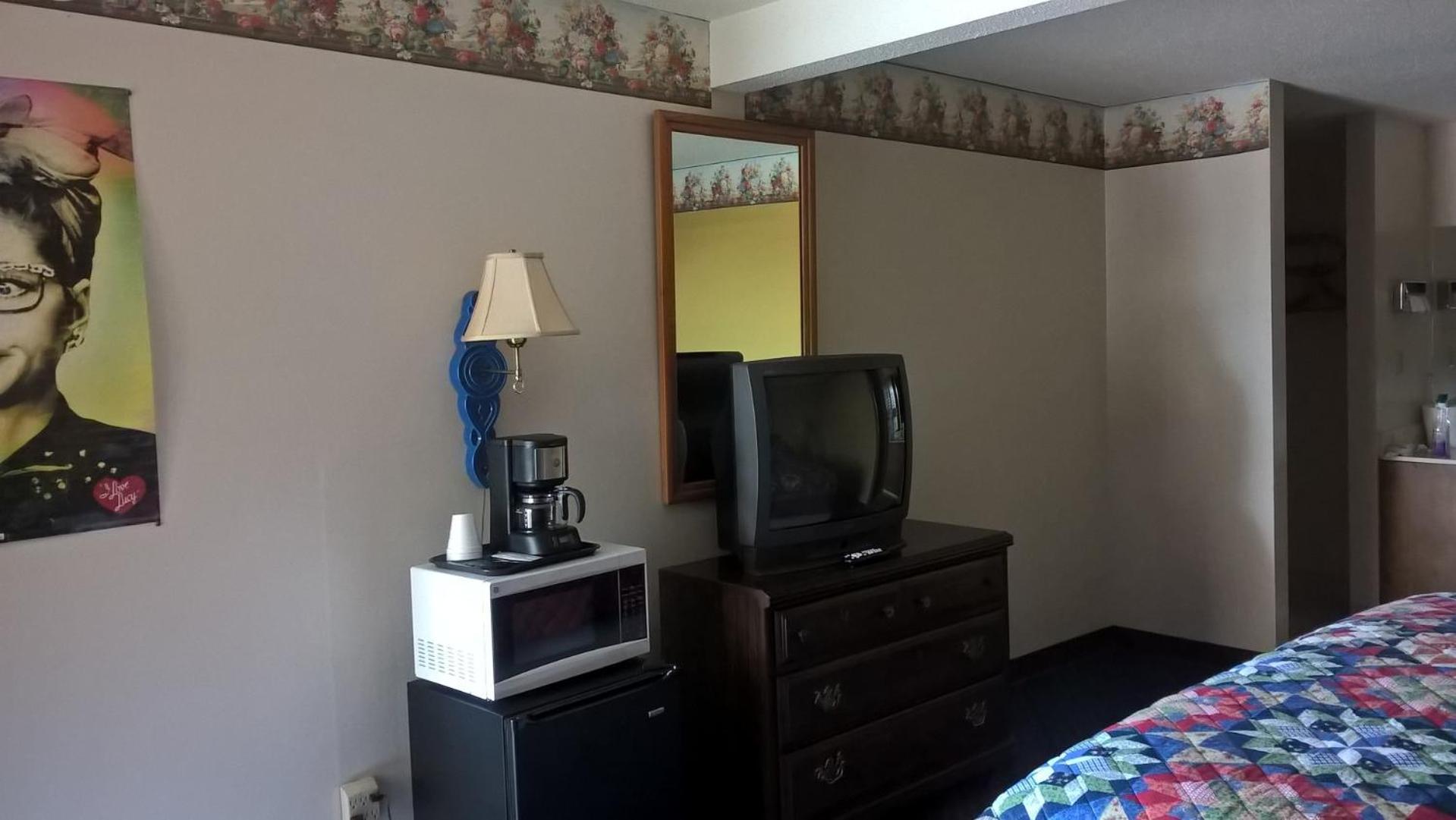 Dogwood Motel photo 21