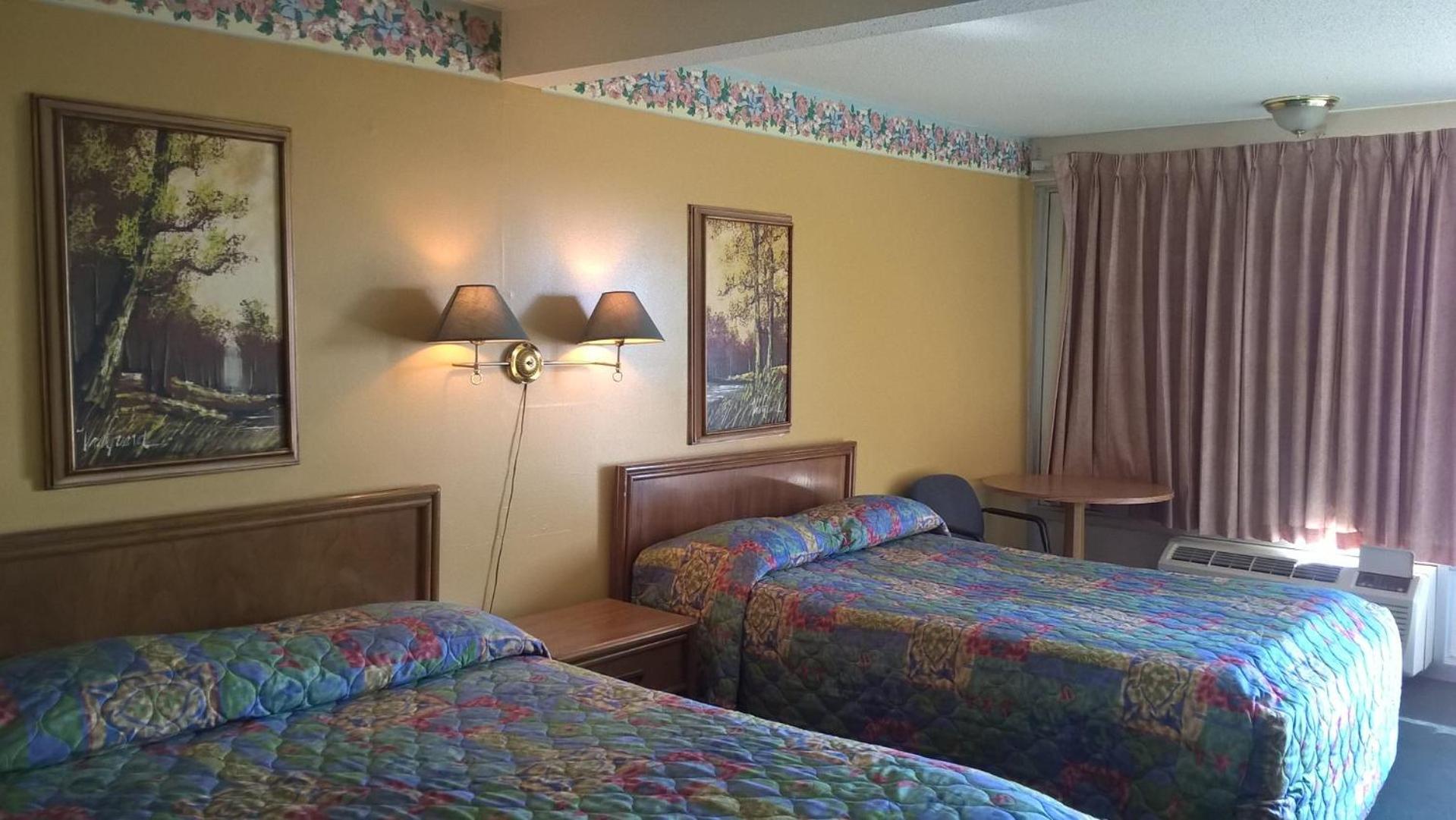 Dogwood Motel photo 22