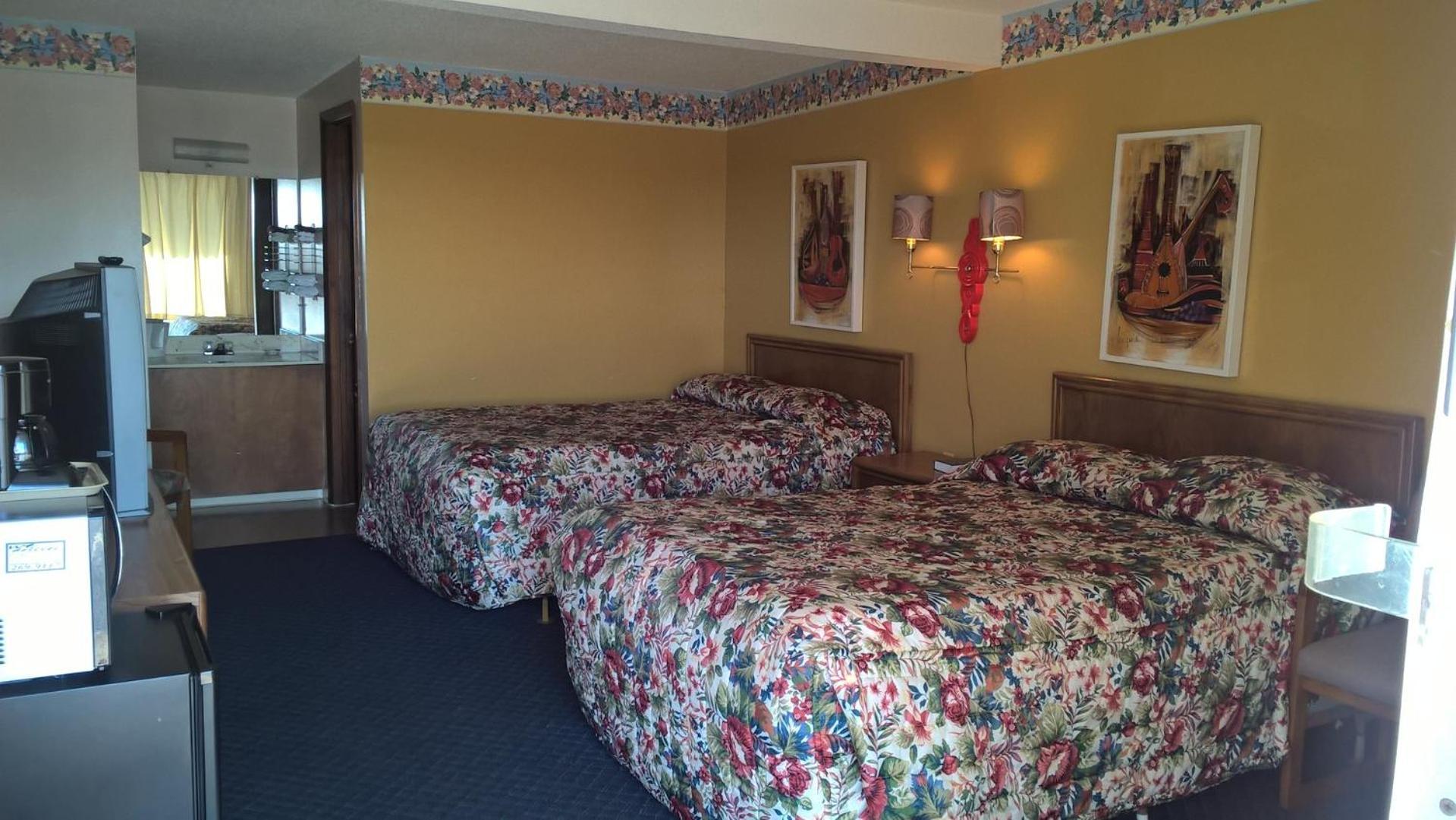 Dogwood Motel photo 24