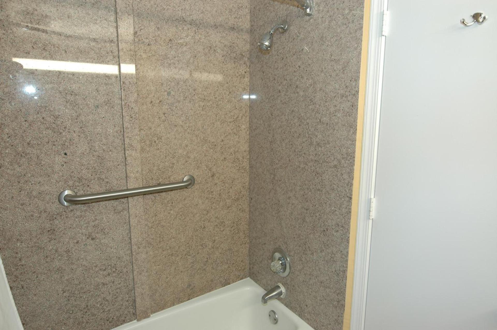 Ambassadors Inn & Suites photo 31