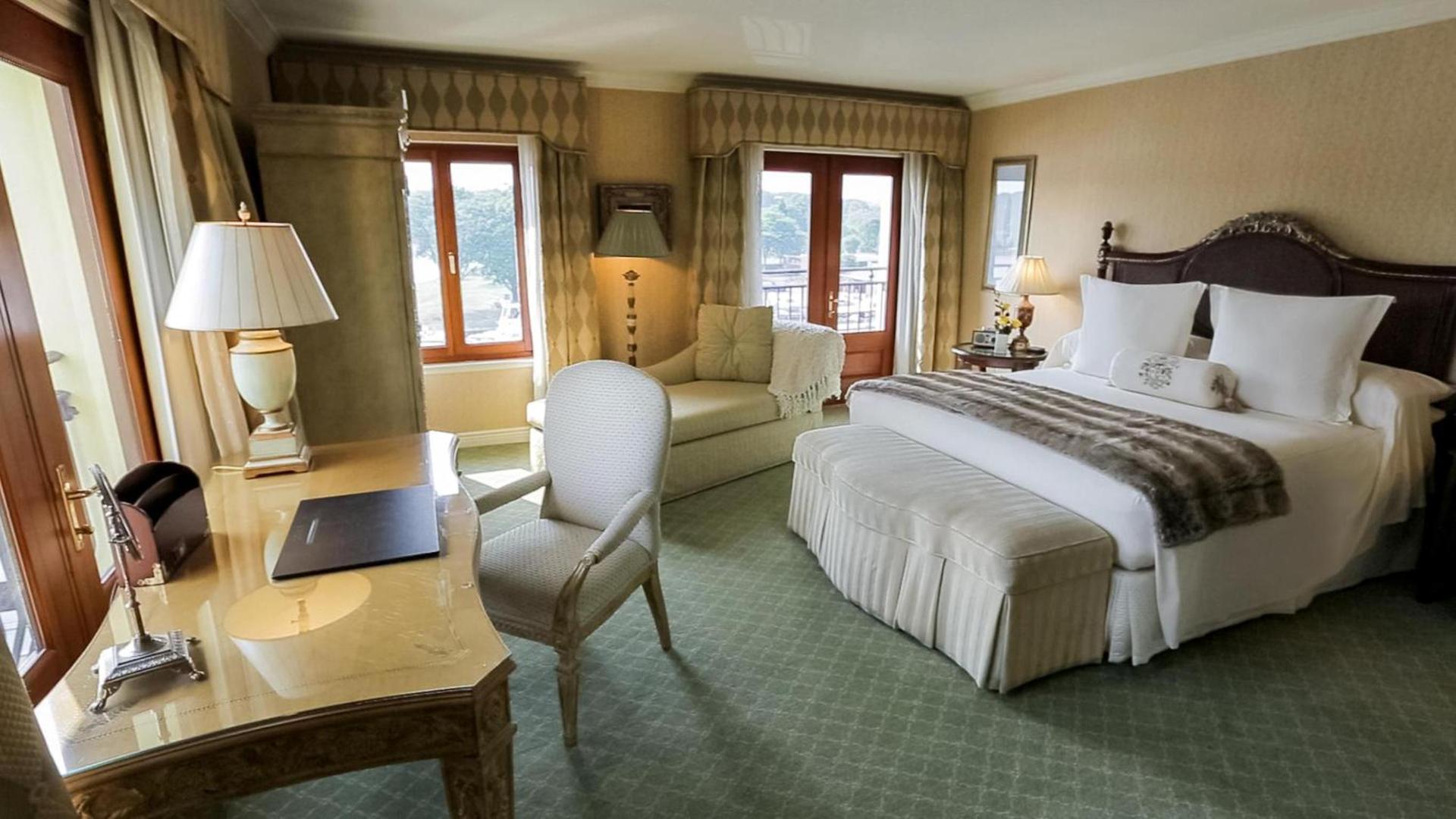 Delamar Greenwich Harbor photo 26