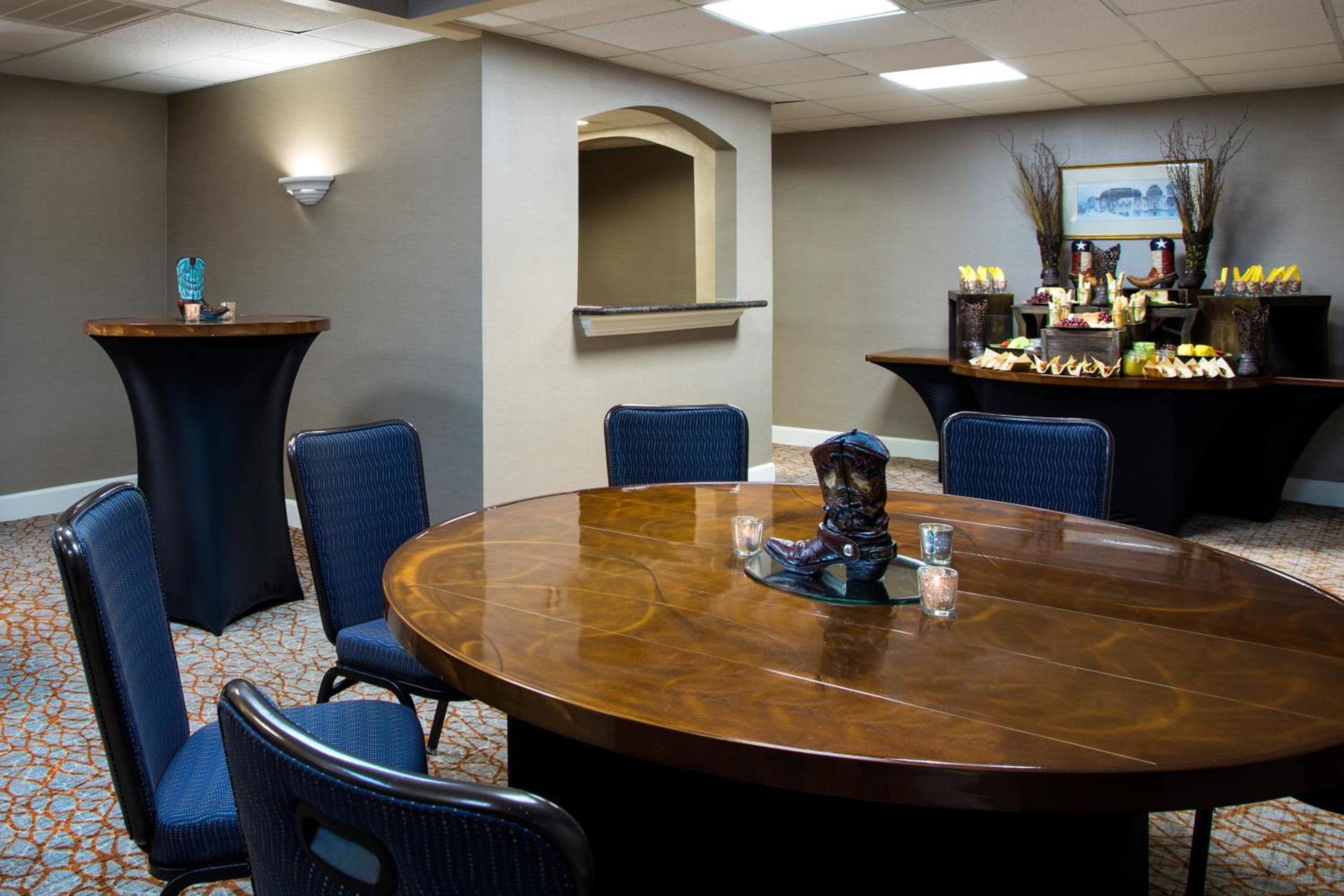 The Whitehall Houston photo 11