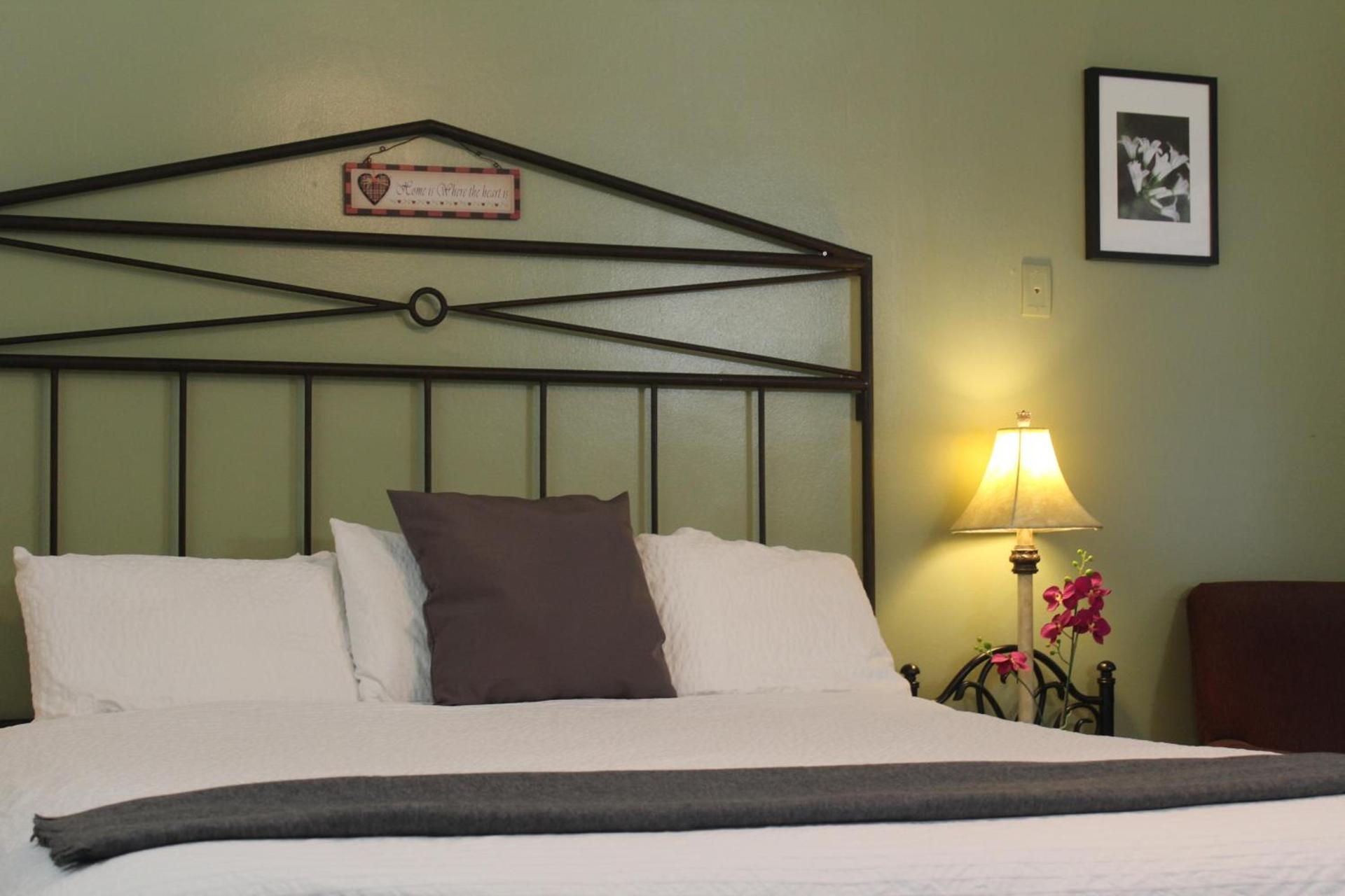El Rancho Motel photo 46