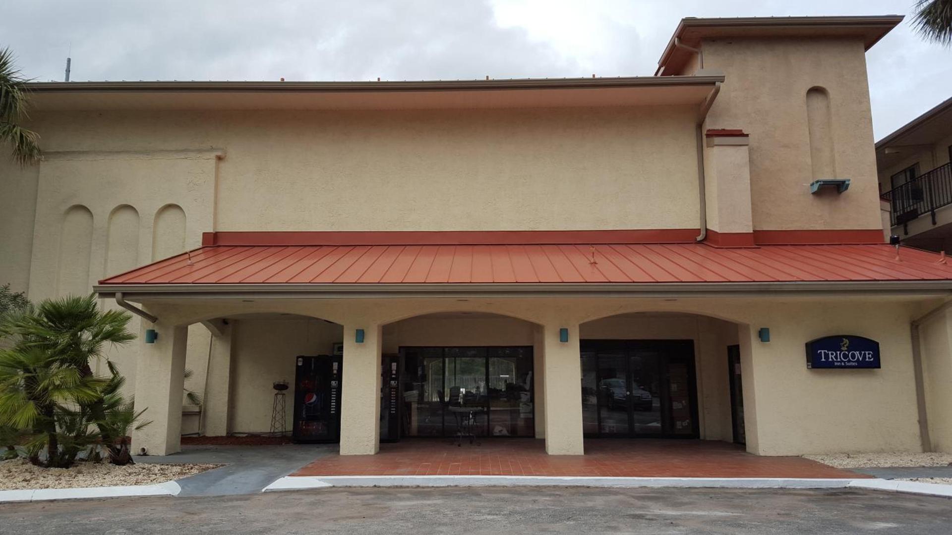 Tricove Inn & Suites photo 3