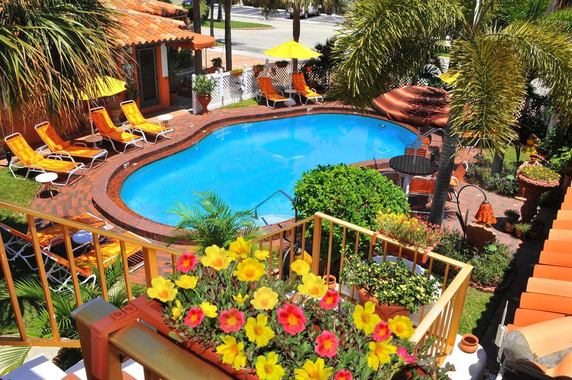 Blue Seas Courtyard photo 4