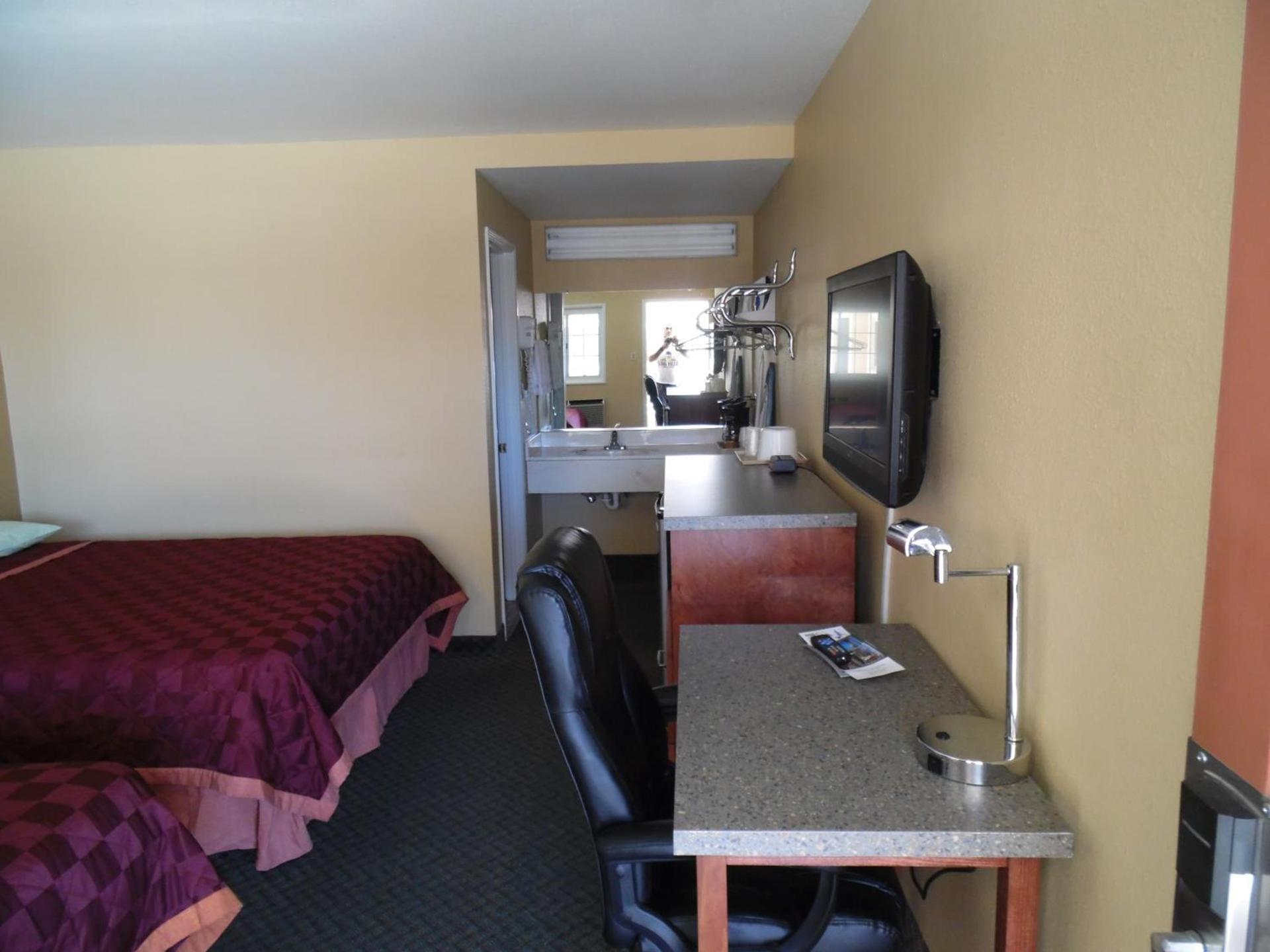 Trails Motel photo 39