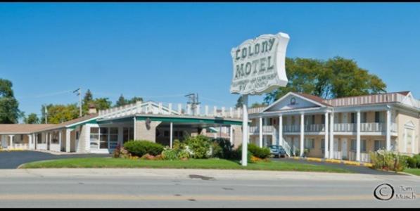 Colony Motel photo 1