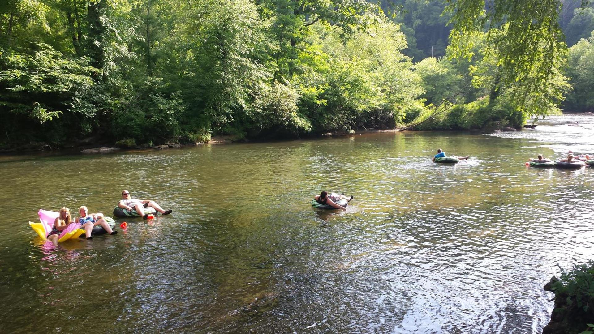 Two Rivers Lodge photo 9
