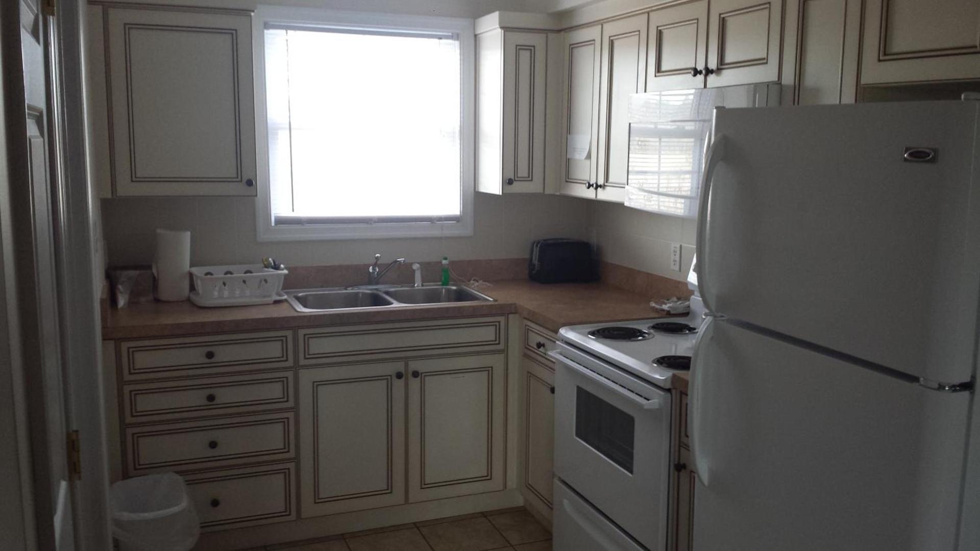 Shore Stay Suites photo 12