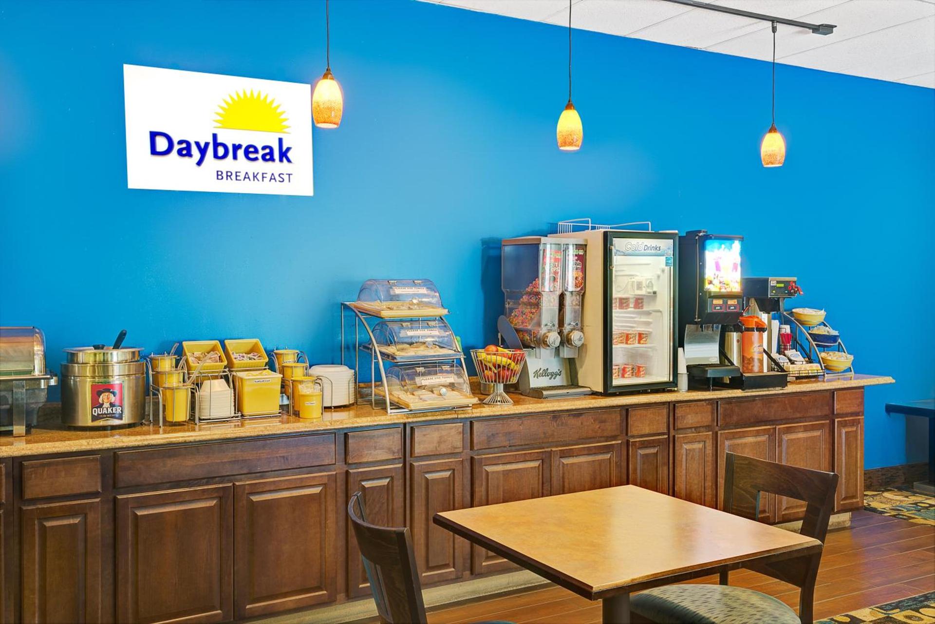 Days Inn by Wyndham Southington photo 17