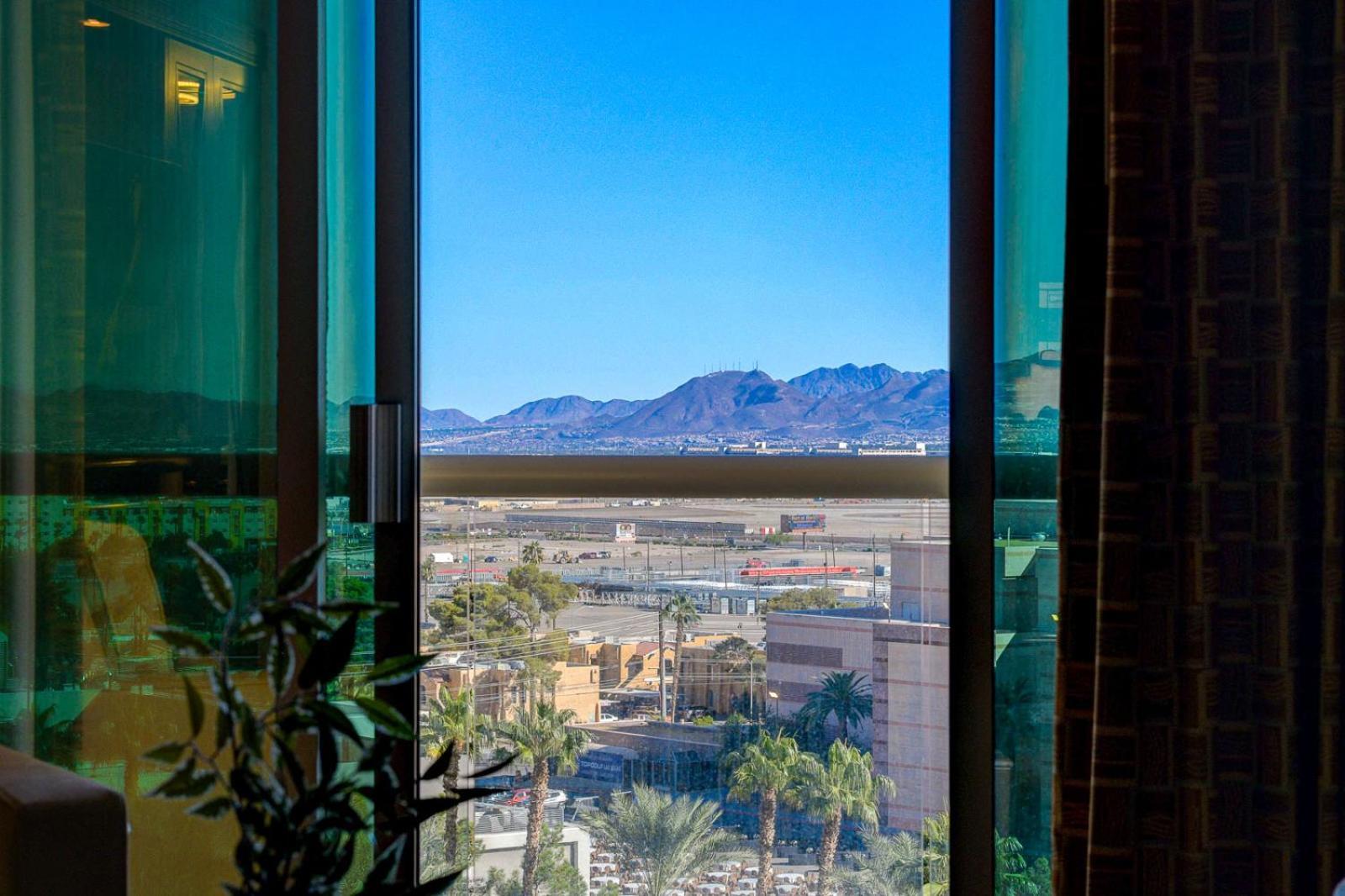 The Esme Suite at MGM Signature 5 MIN WALK FROM F1 GRANDSTAND Located at Tower 2 photo 67