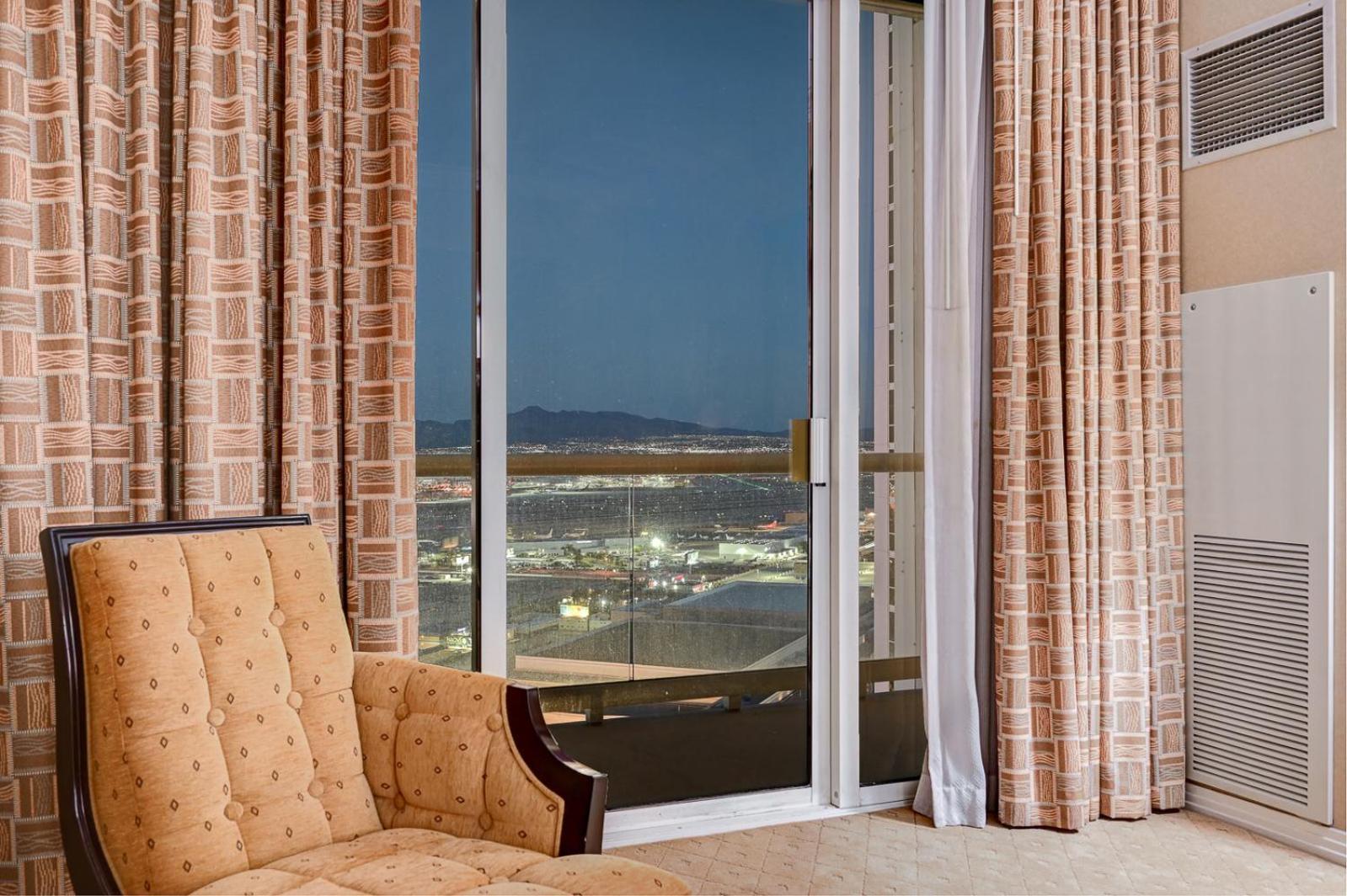 The Esme Suite at MGM Signature 5 MIN WALK FROM F1 GRANDSTAND Located at Tower 2 photo 64