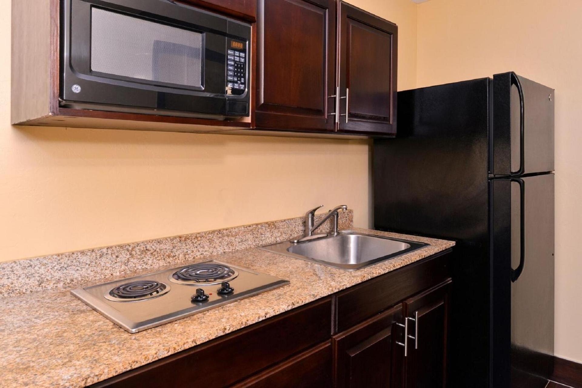 Americas Best Value Inn Ponca City photo 19