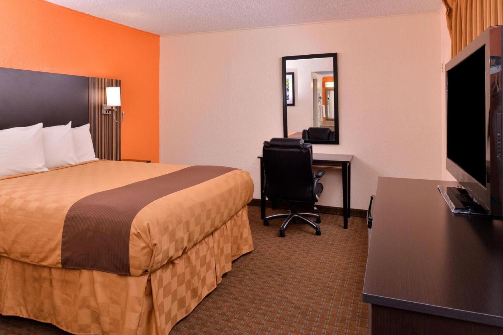 Americas Best Value Inn Ponca City photo 11