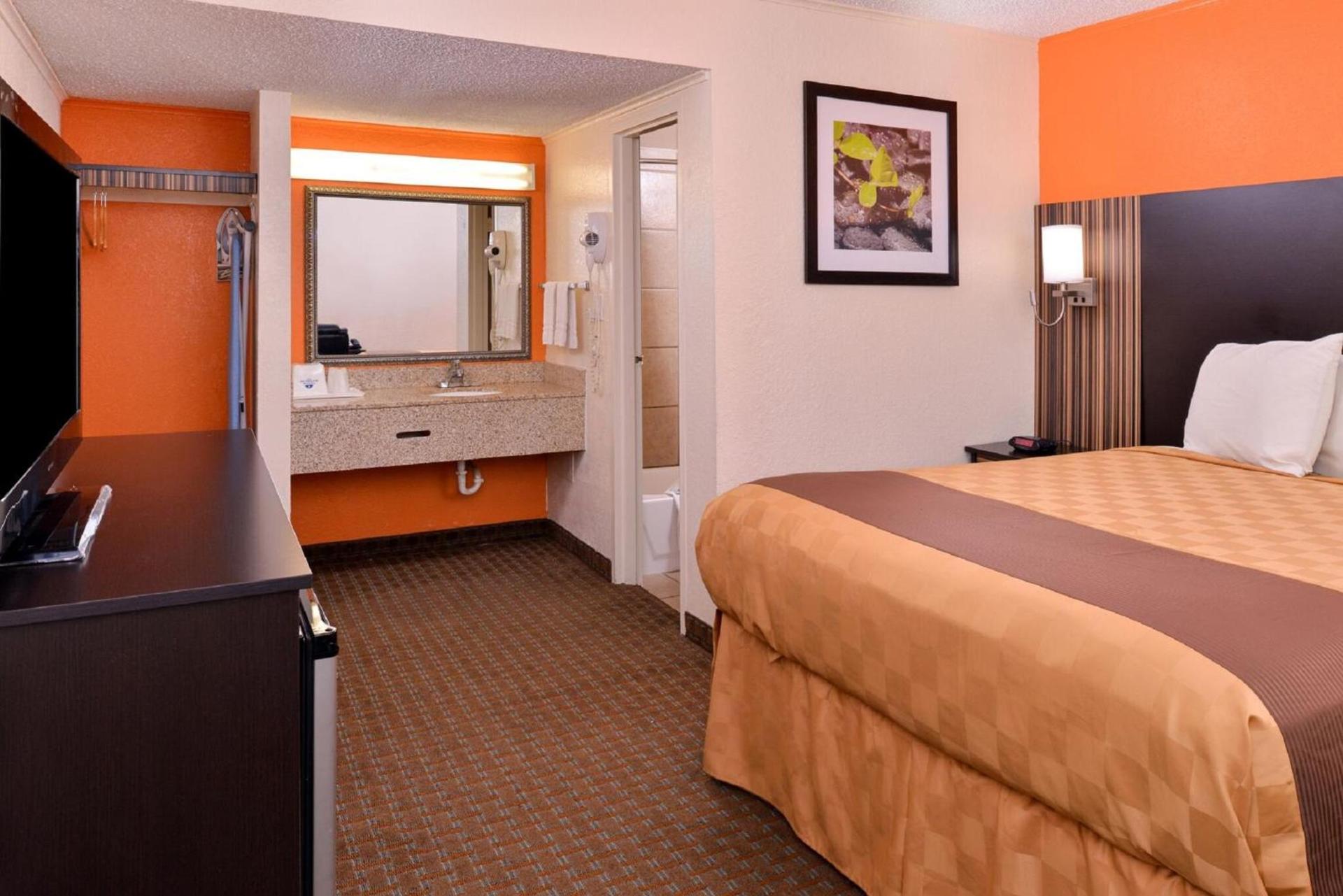 Americas Best Value Inn Ponca City photo 12