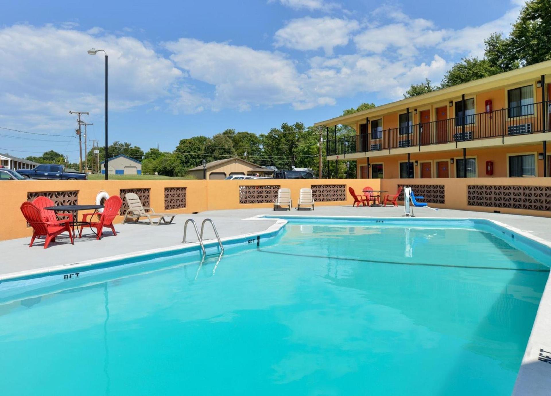 Americas Best Value Inn Ponca City photo 21