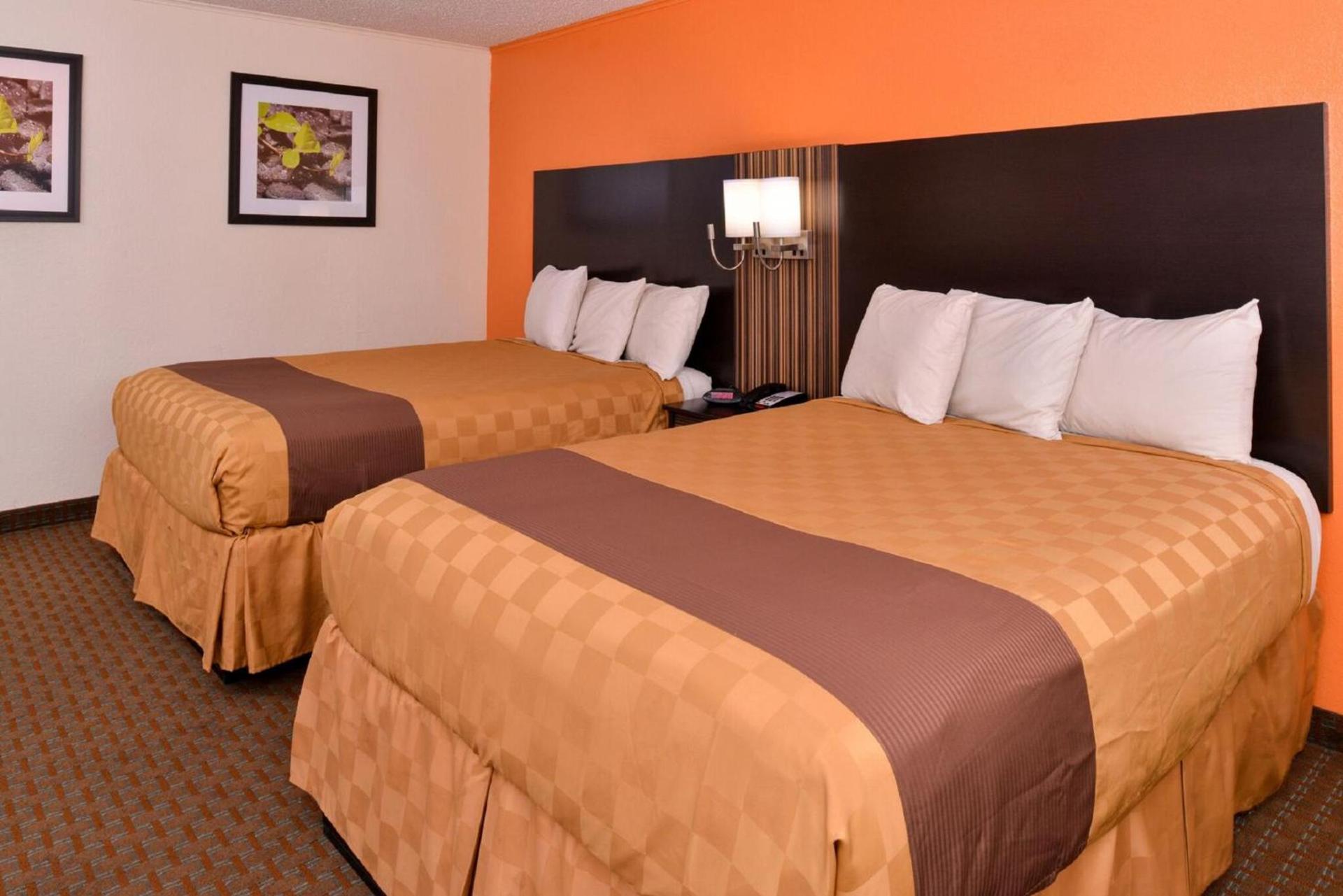 Americas Best Value Inn Ponca City photo 14