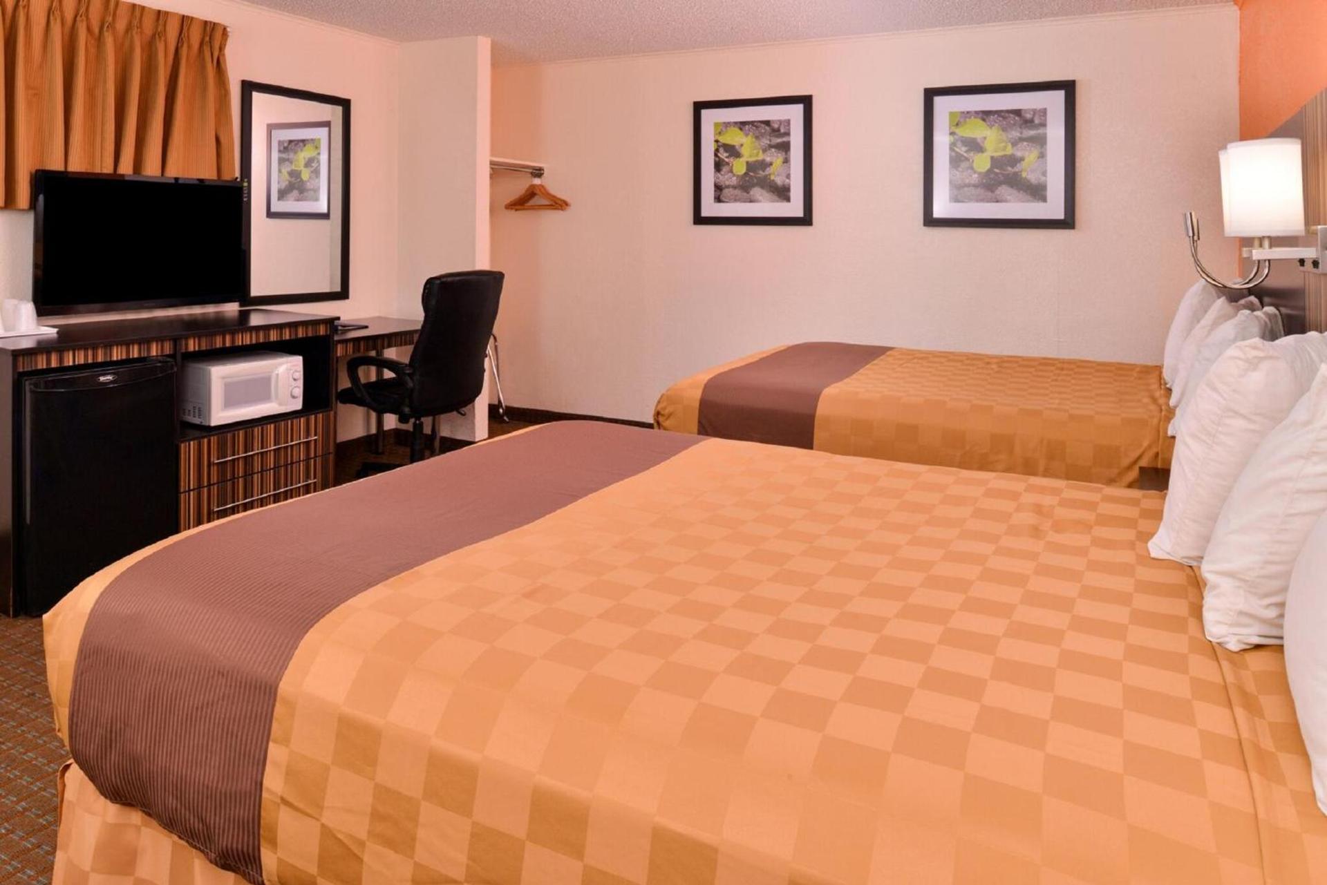 Americas Best Value Inn Ponca City photo 16
