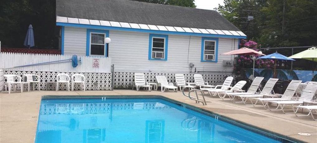 Weirs Beach Motel & Cottages photo 18