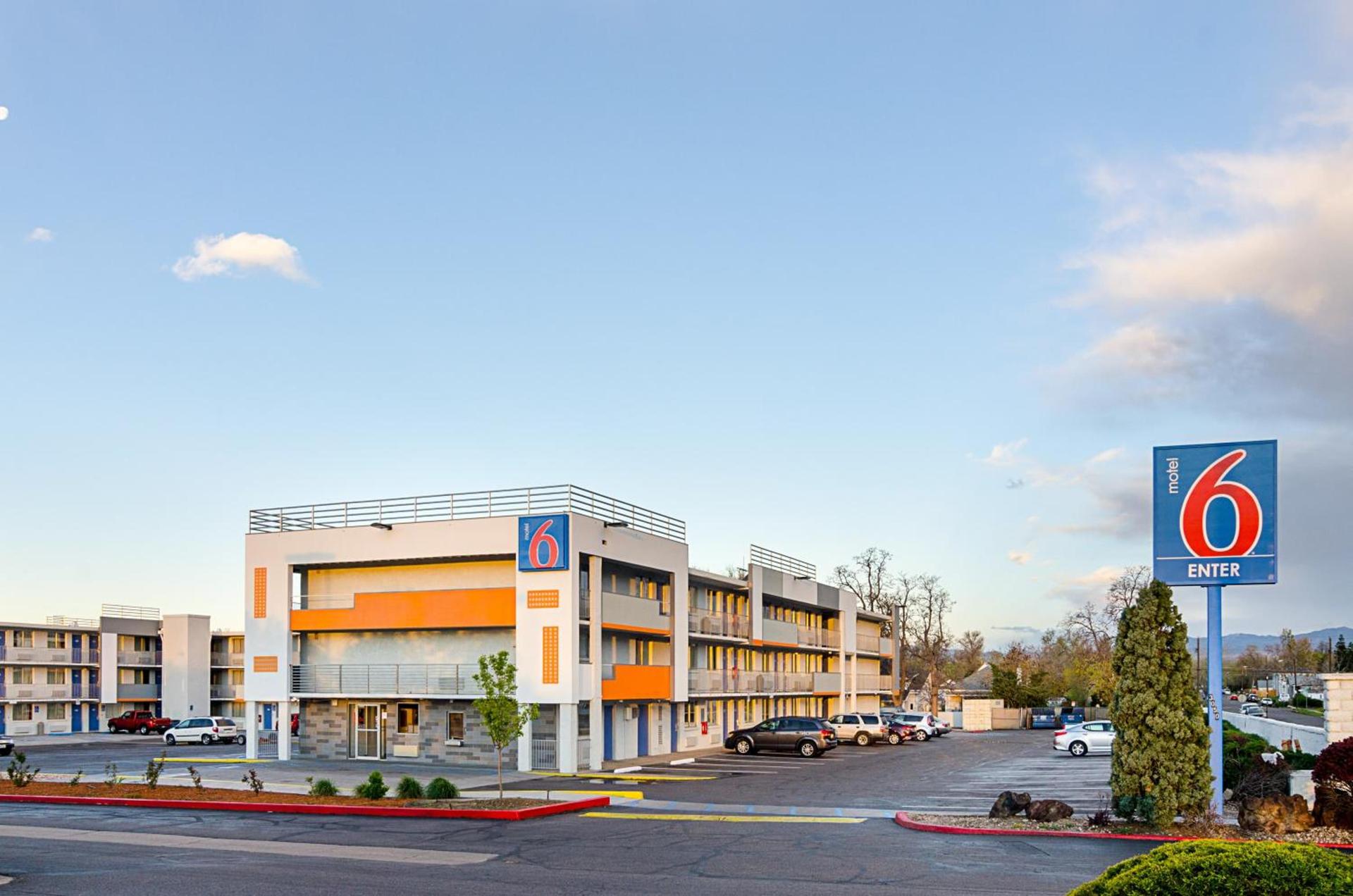 Motel 6- Denver, CO Downtown photo 9