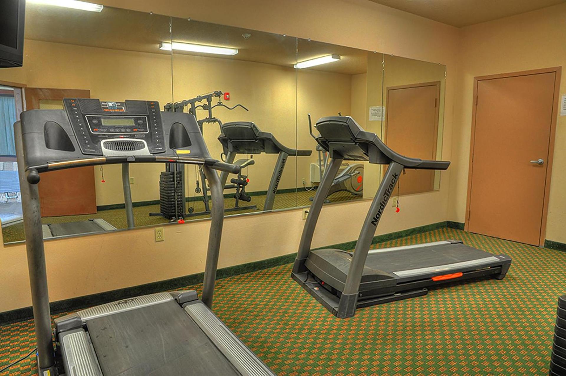 Quality Inn & Suites Victoria South photo 10