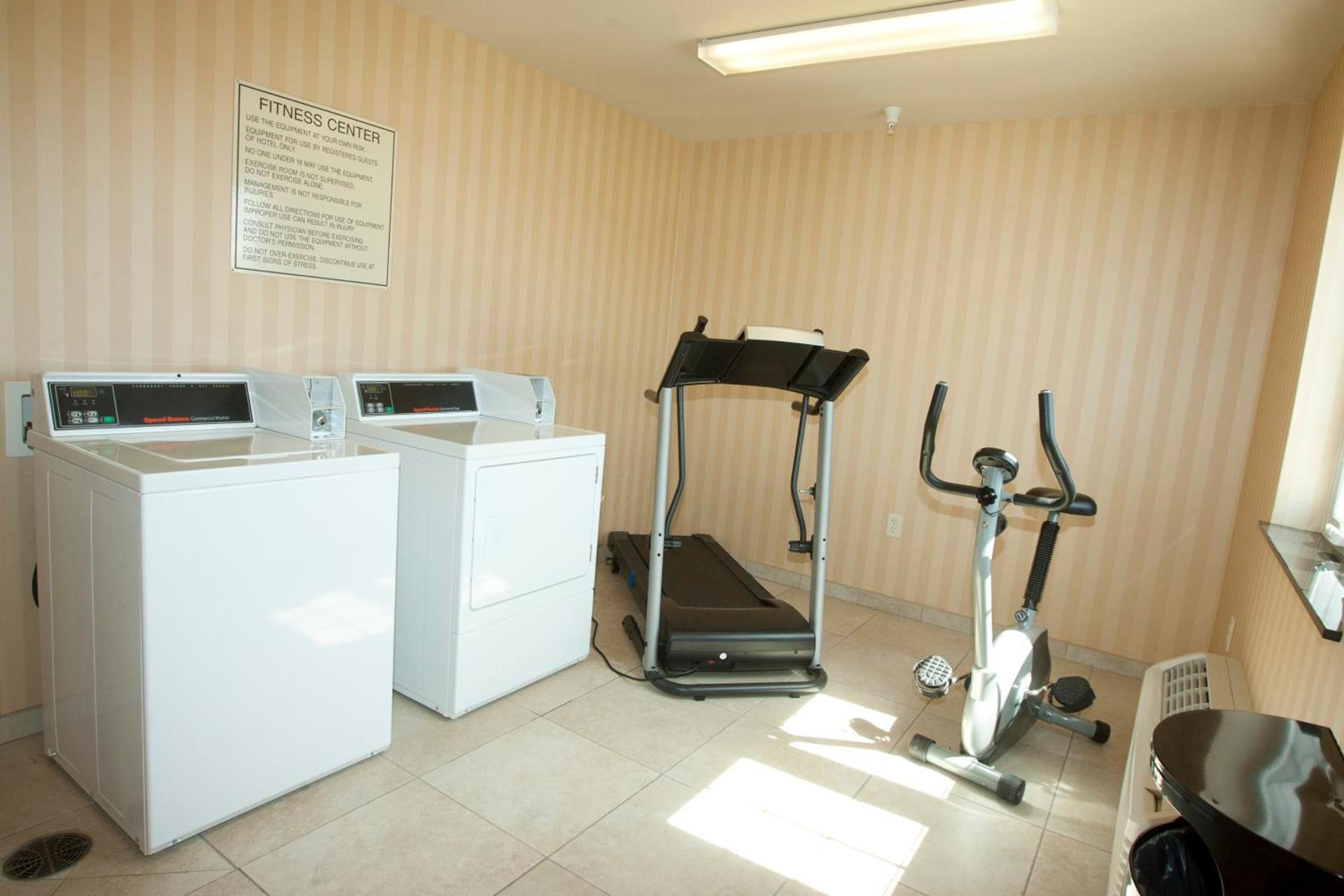 Cobblestone Inn & Suites - Langdon photo 18