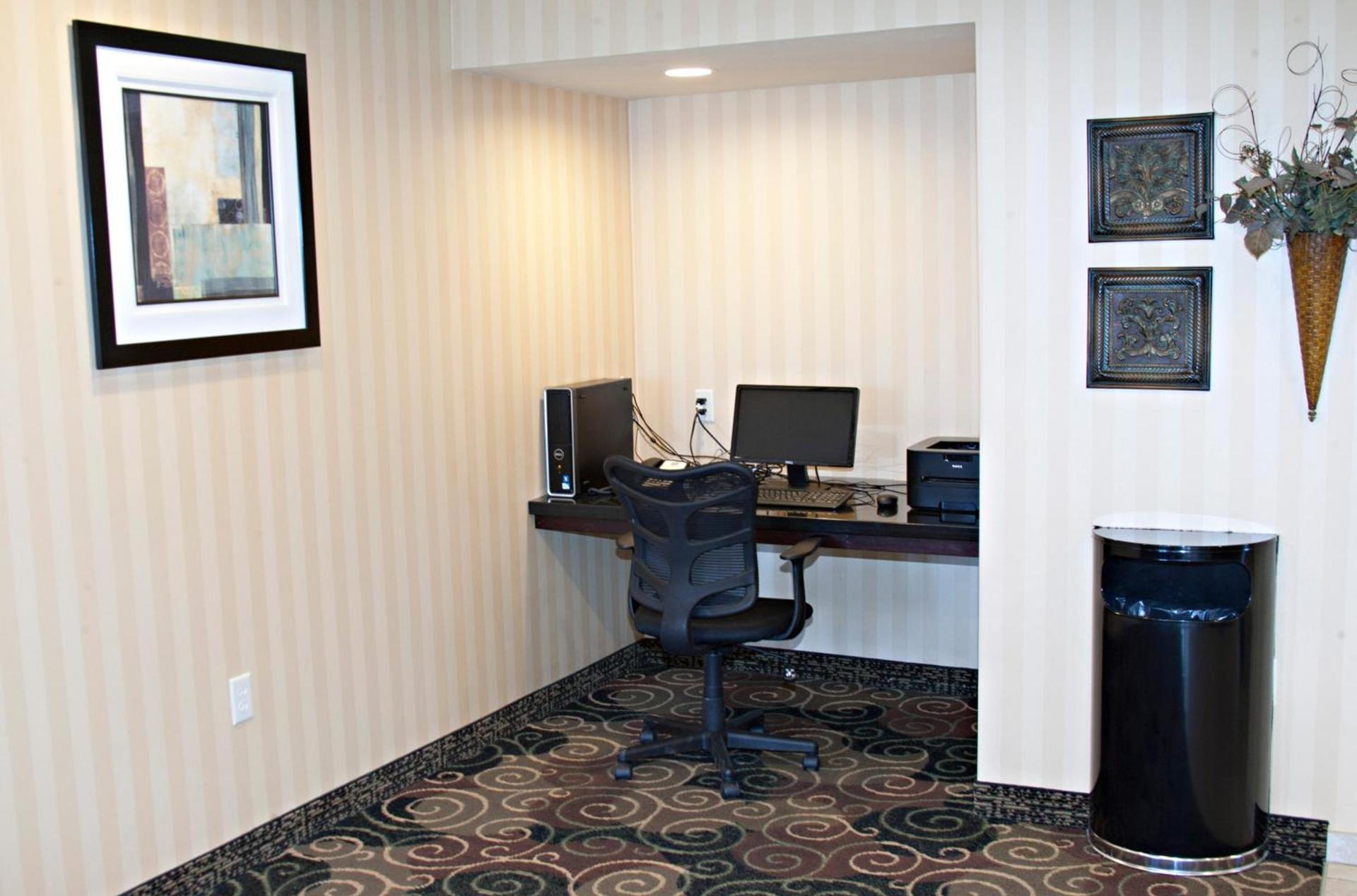 Cobblestone Inn & Suites - Langdon photo 14