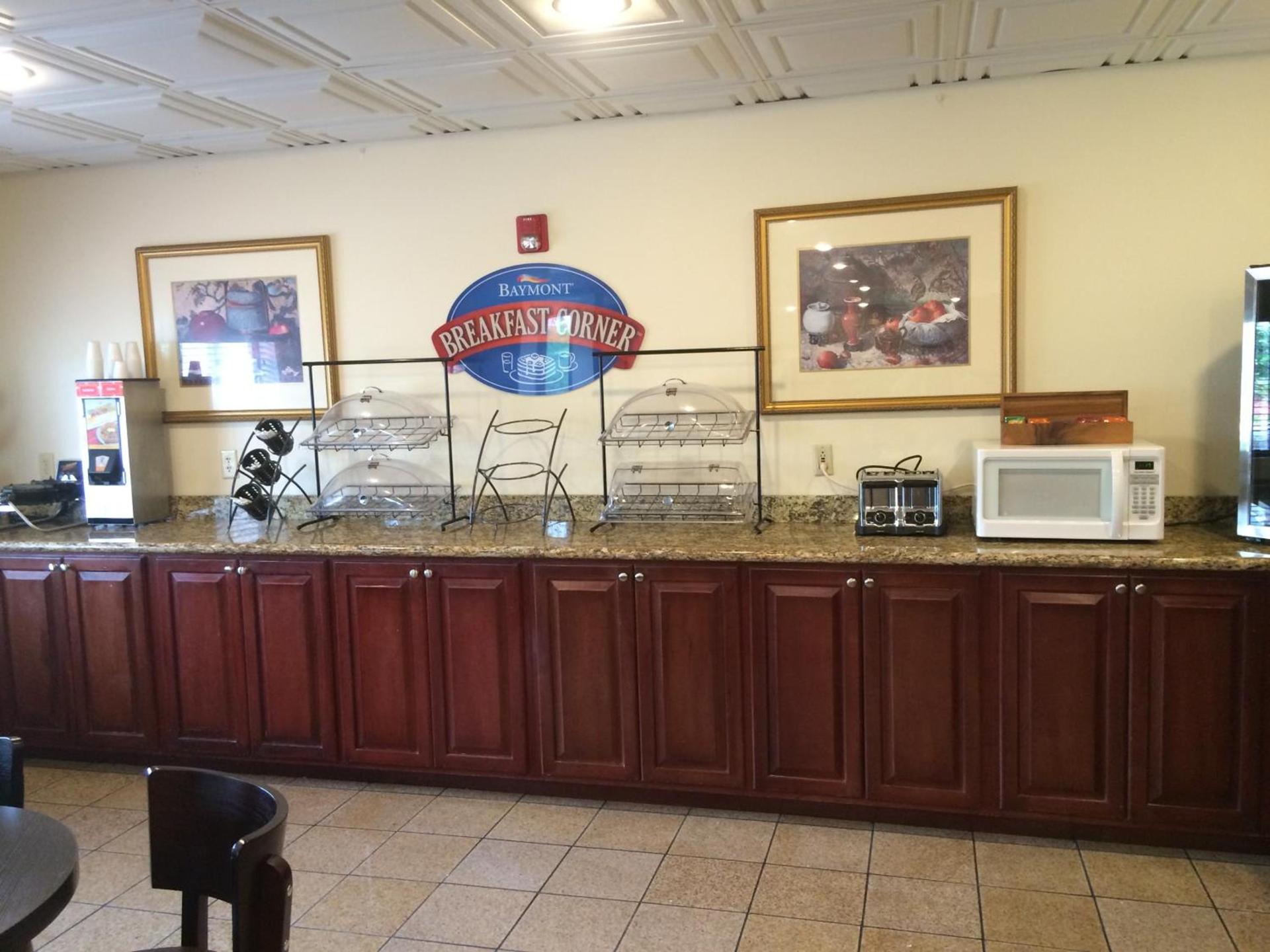 Baymont by Wyndham Columbia Fort Jackson photo 29