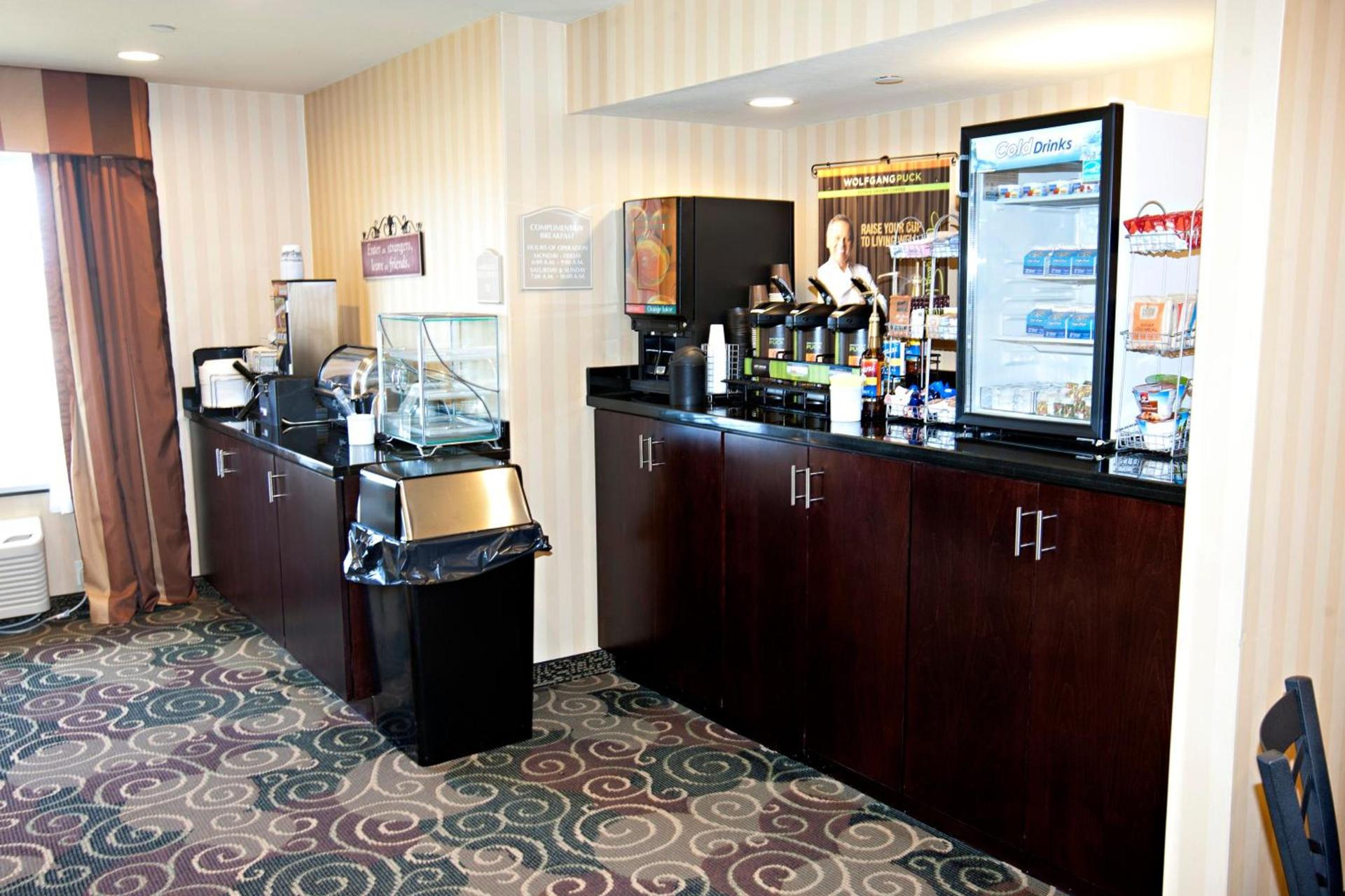 Cobblestone Inn & Suites - Langdon photo 10