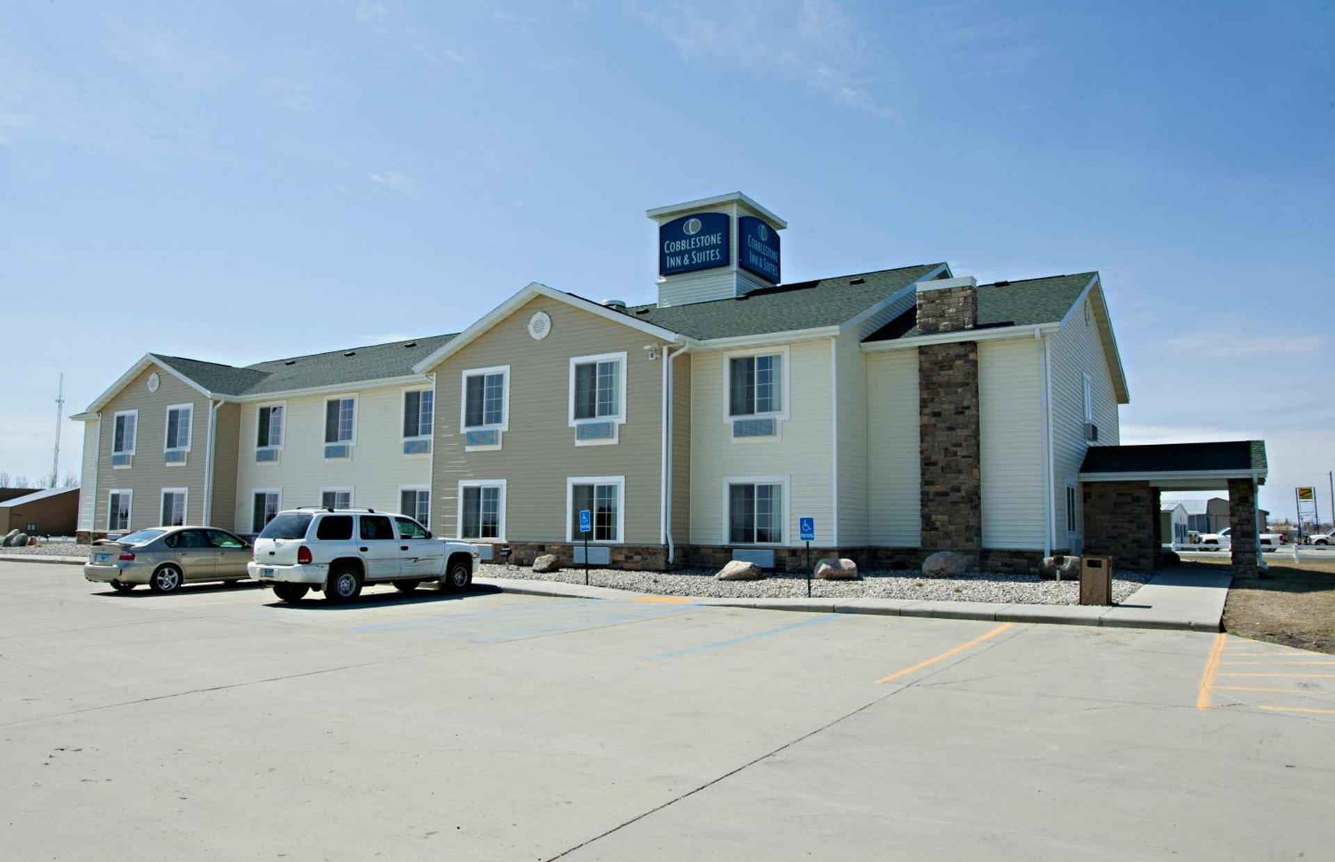 Cobblestone Inn & Suites - Langdon photo 4