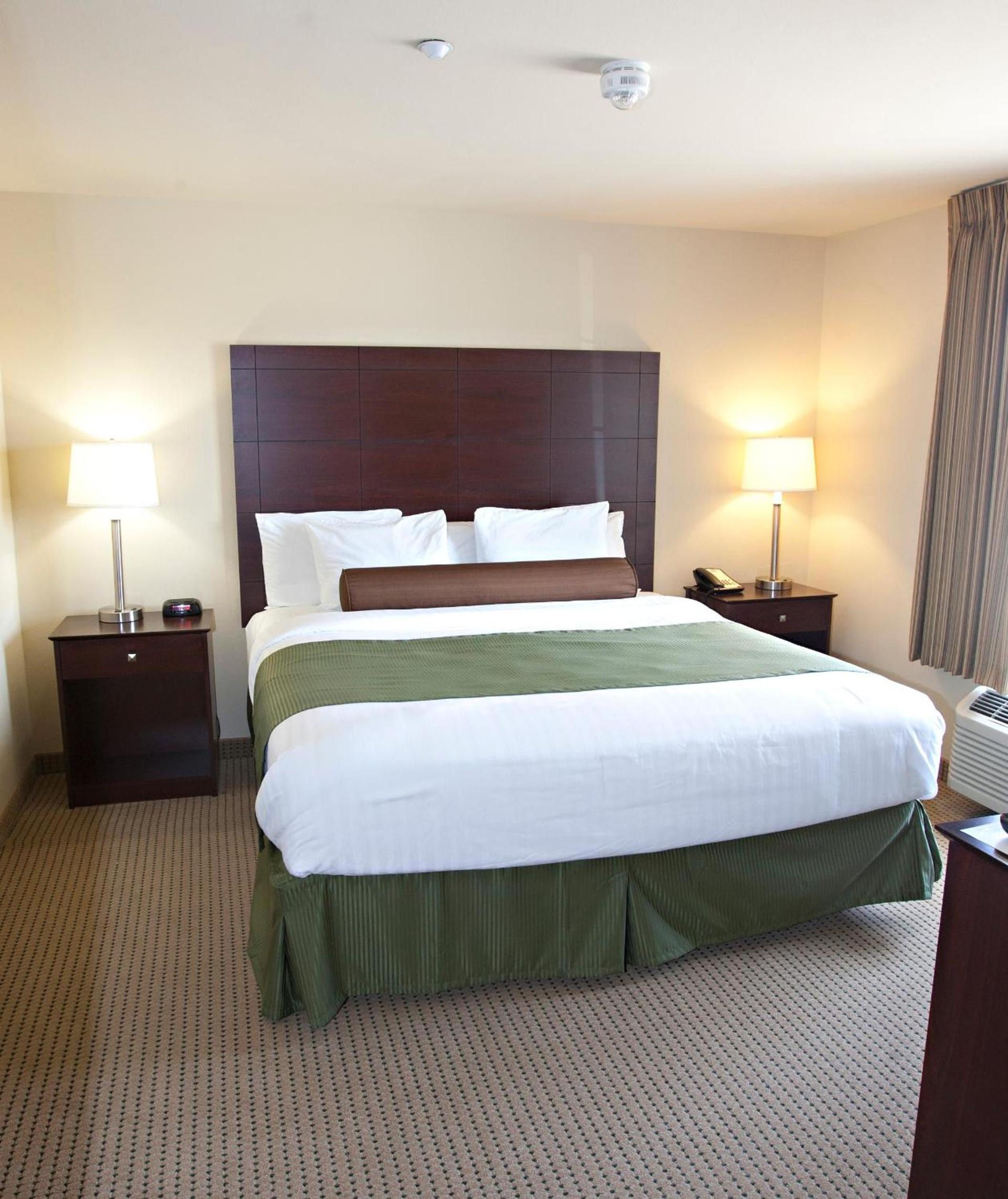 Cobblestone Inn & Suites - Langdon photo 28