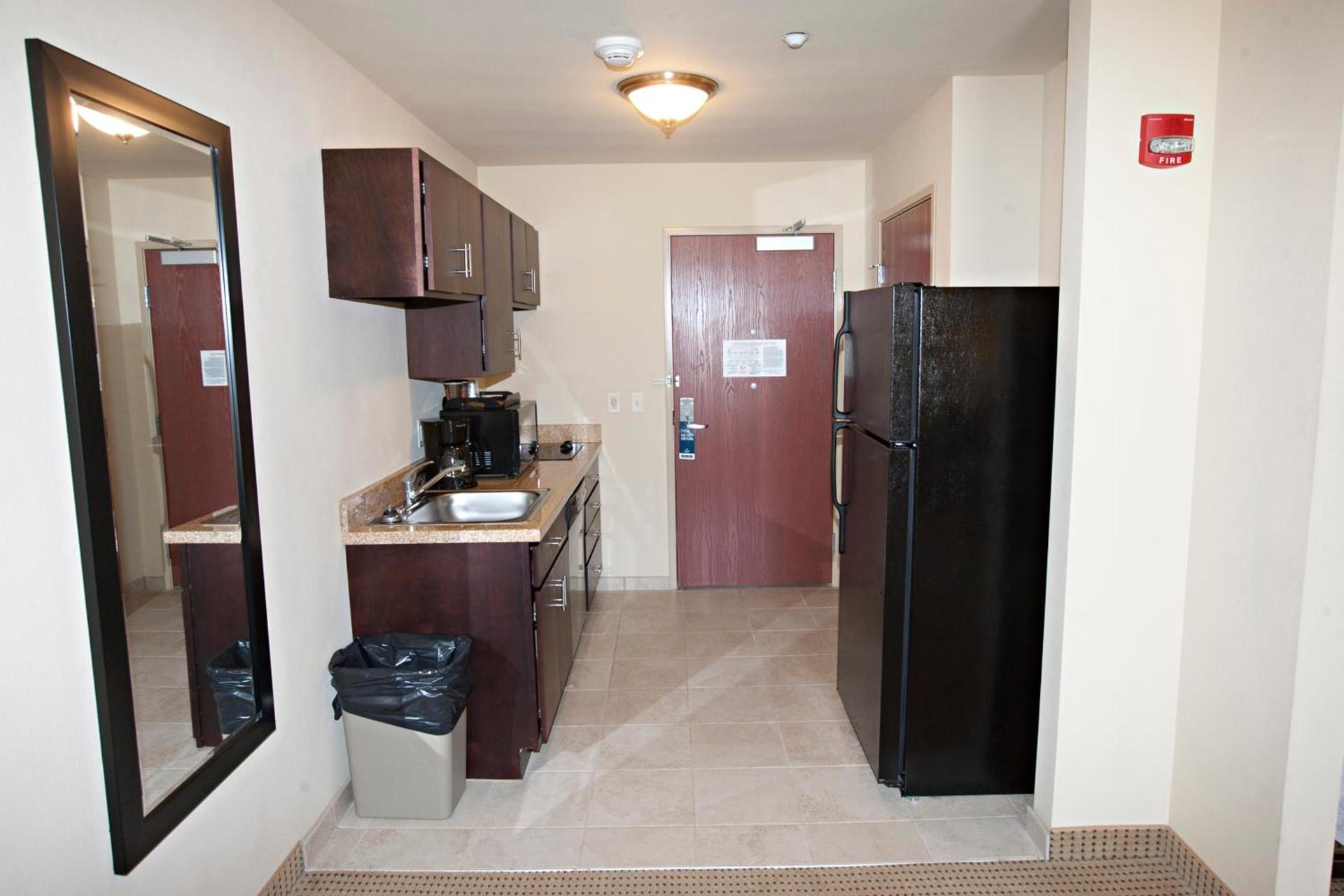 Cobblestone Inn & Suites - Langdon photo 30