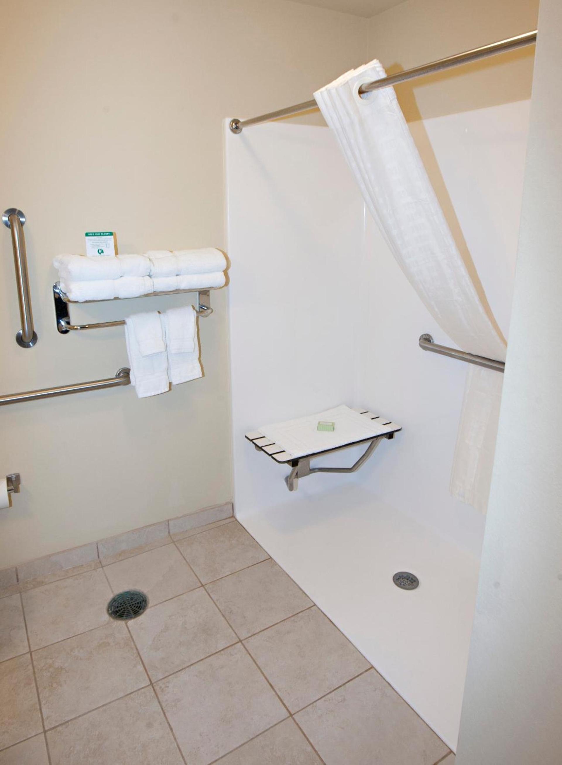 Cobblestone Inn & Suites - Langdon photo 32