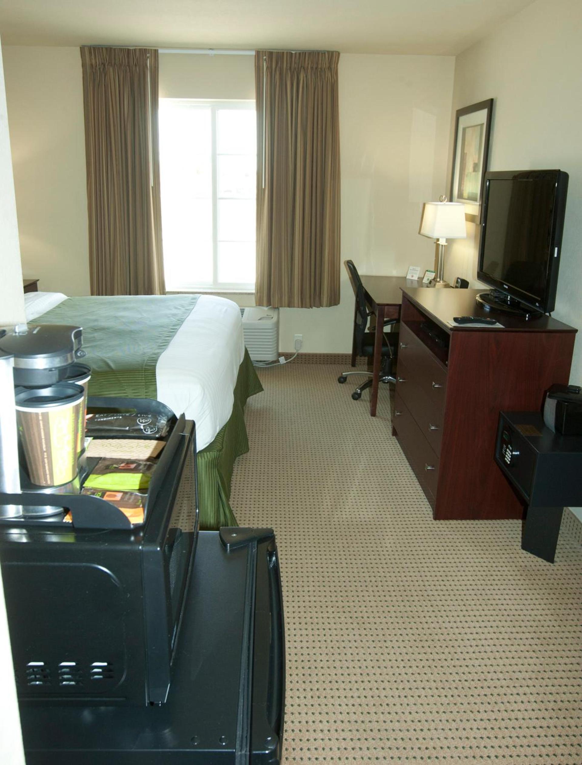 Cobblestone Inn & Suites - Langdon photo 35