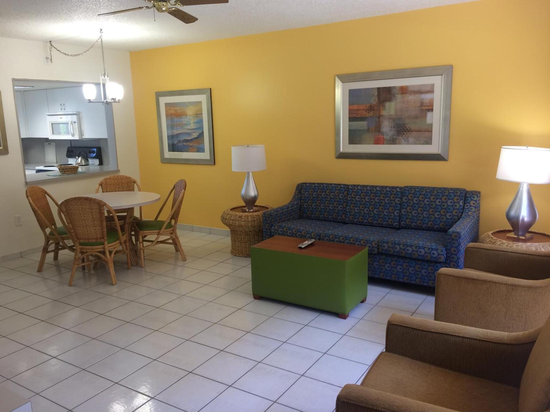 Surf Rider Resort photo 19