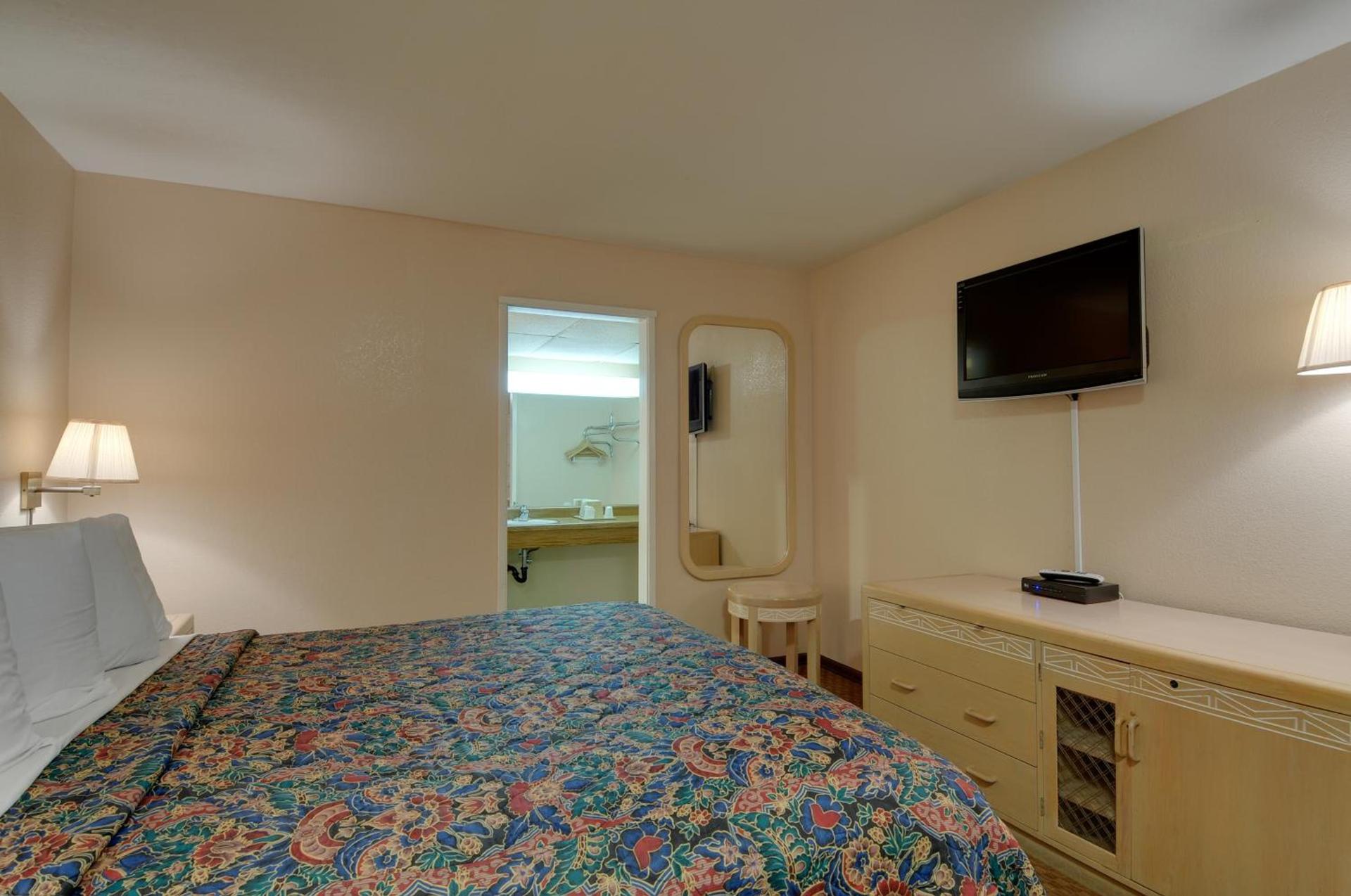 Vagabond Inn San Pedro photo 28