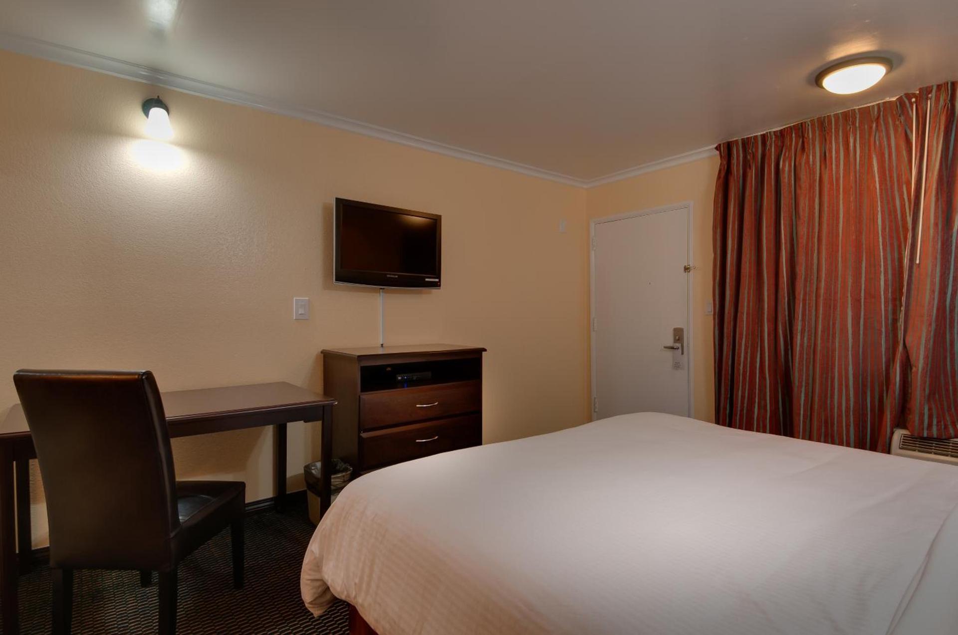 Vagabond Inn San Pedro photo 19