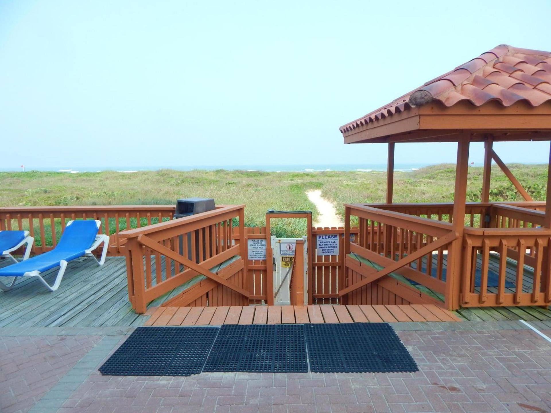 Padre South Hotel On The Beach photo 11