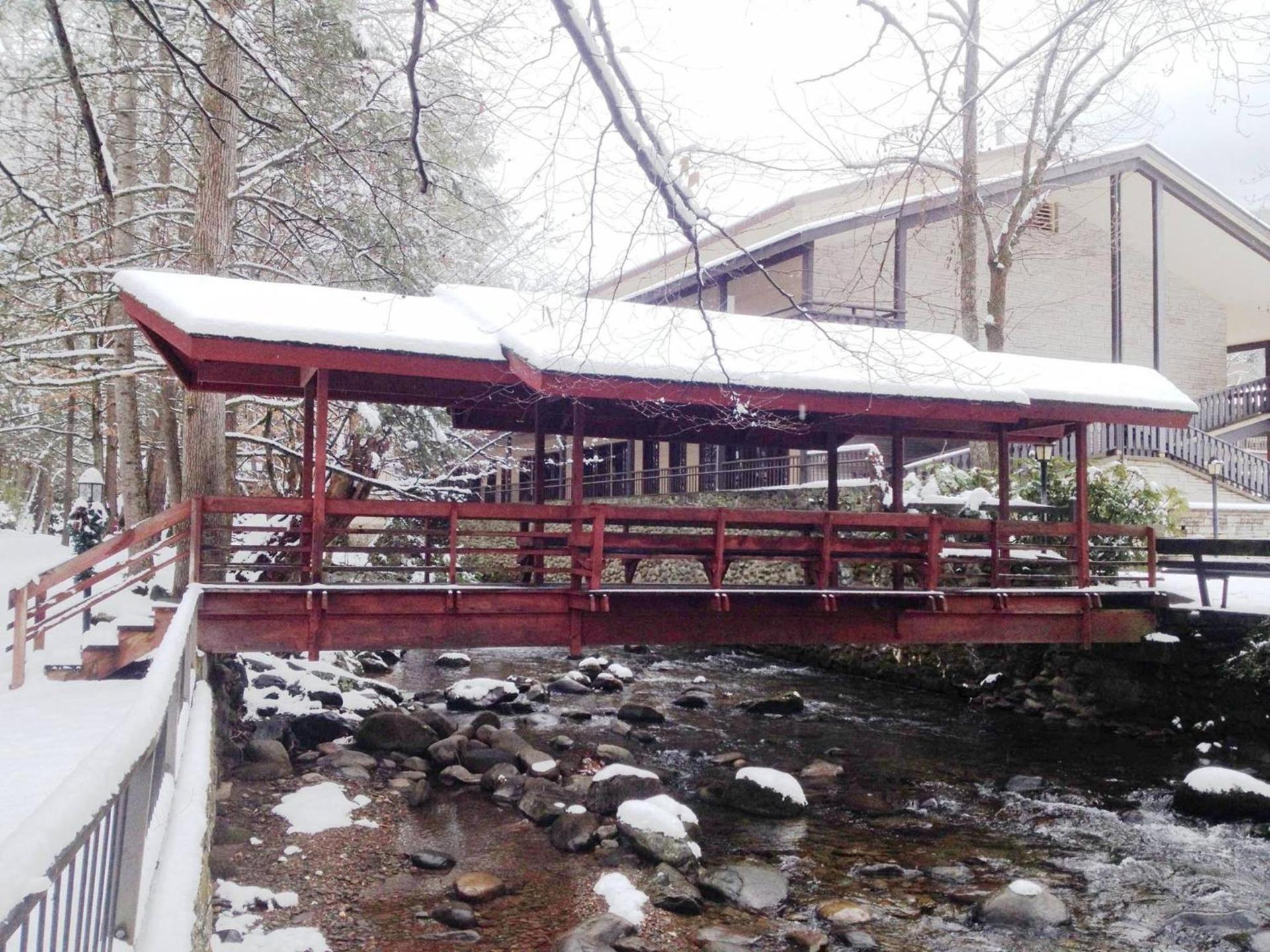Brookside Lodge - Gatlinburg - On the River photo 66