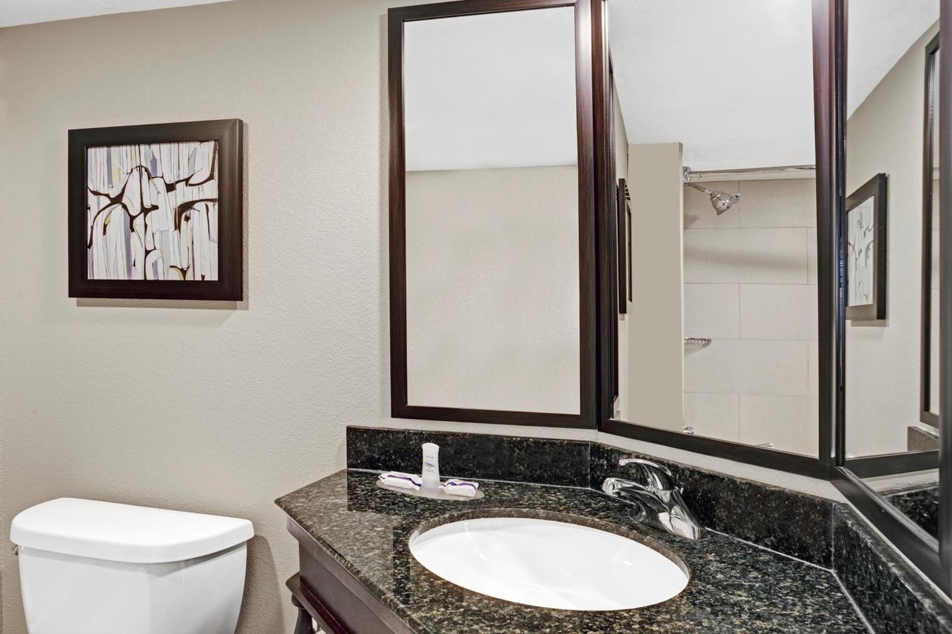 Spark by Hilton Richardson Dallas photo 15
