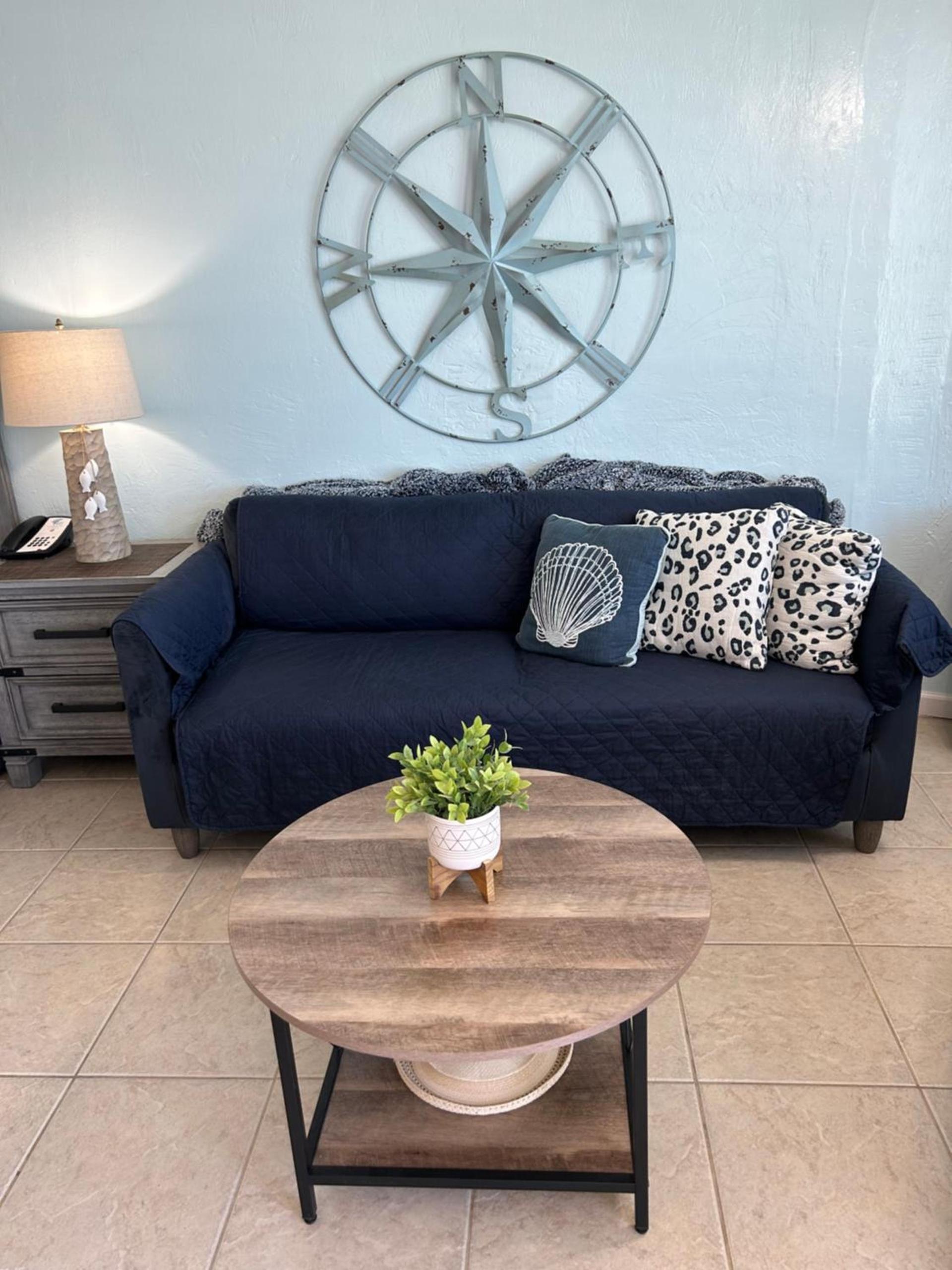 Beach Condo with Pool & Tiki Bar! photo 9
